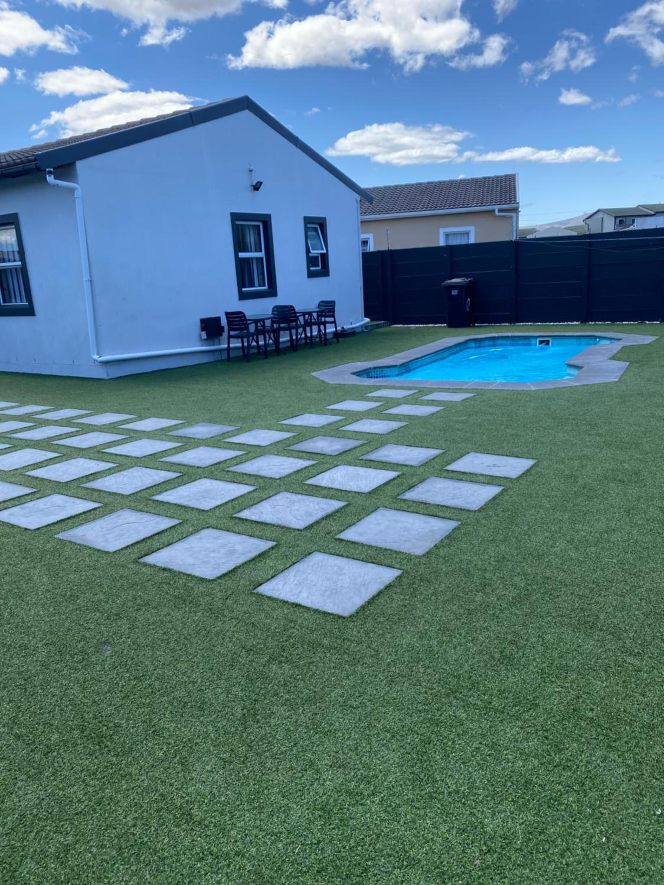 Villa Italia accommodation and car rentals Pty(Ltd)
