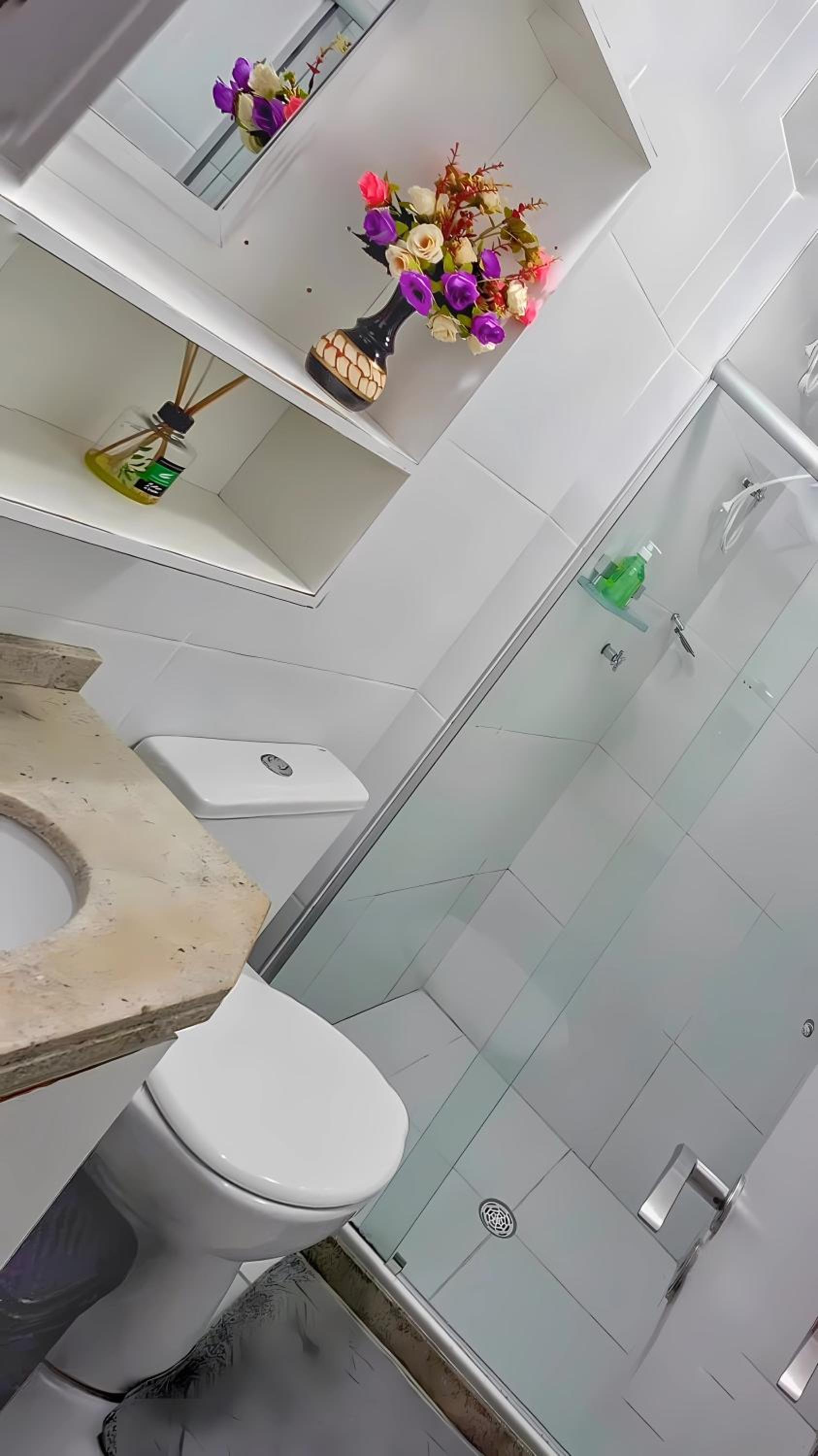 Apto em Zona Nobre à Beira-mar com Piscina, Ar Condicionado, Garagem GRÁTIS