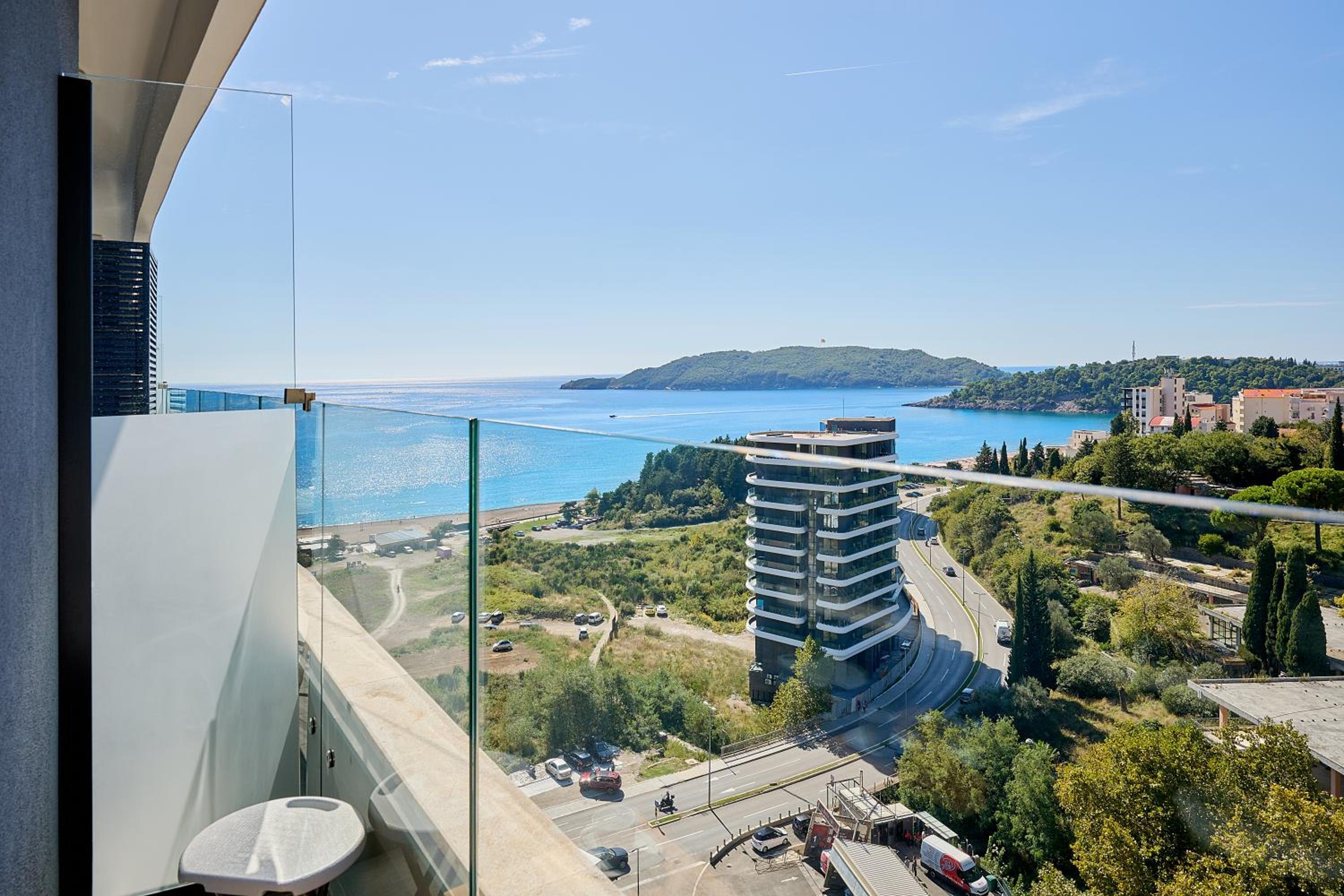 Skyline resort