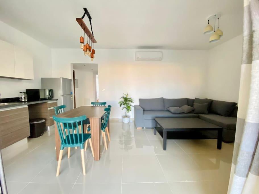 Sunny 1 BR Apt G cribs ElGouna with open View view 3
