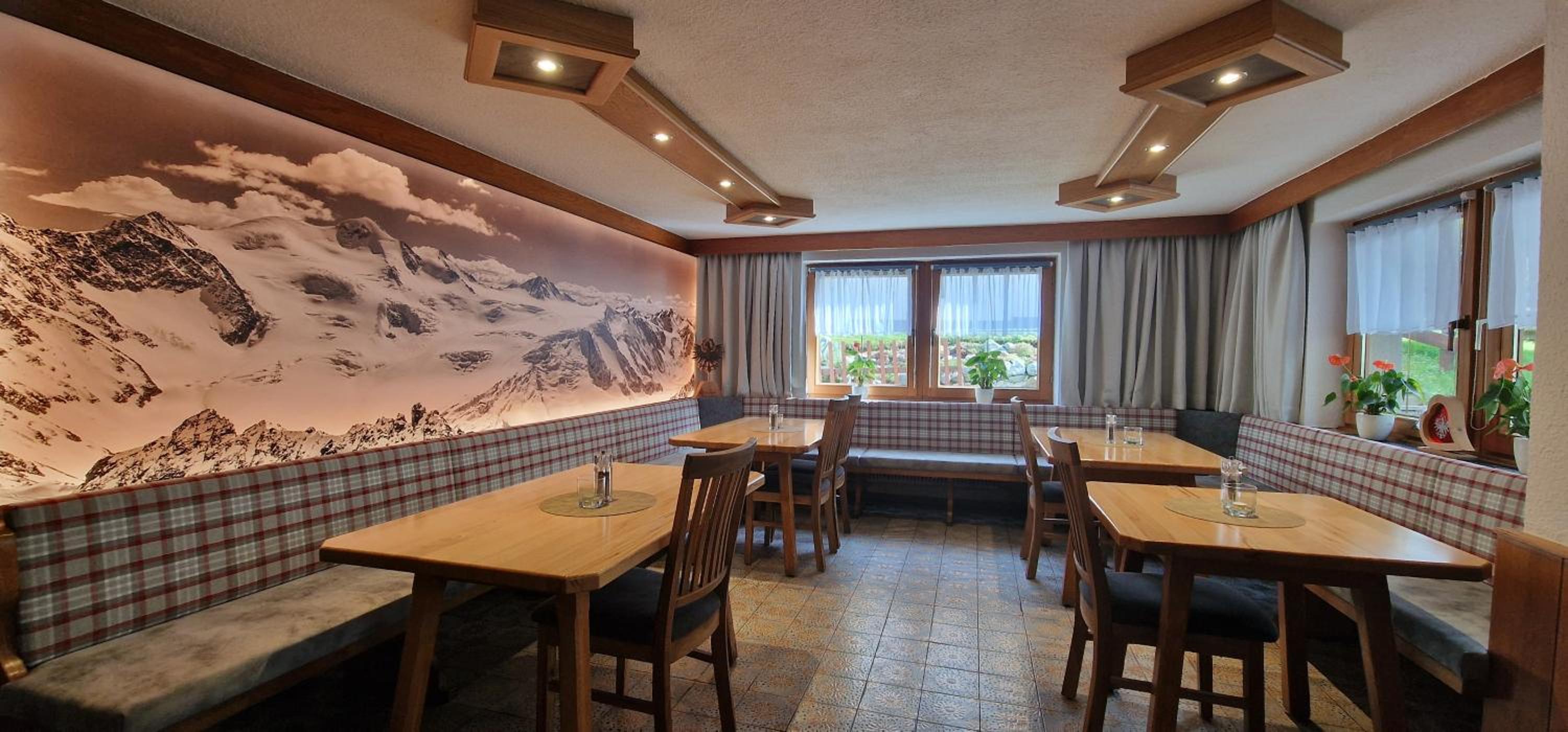 Gasthof Pension Santeler view 3