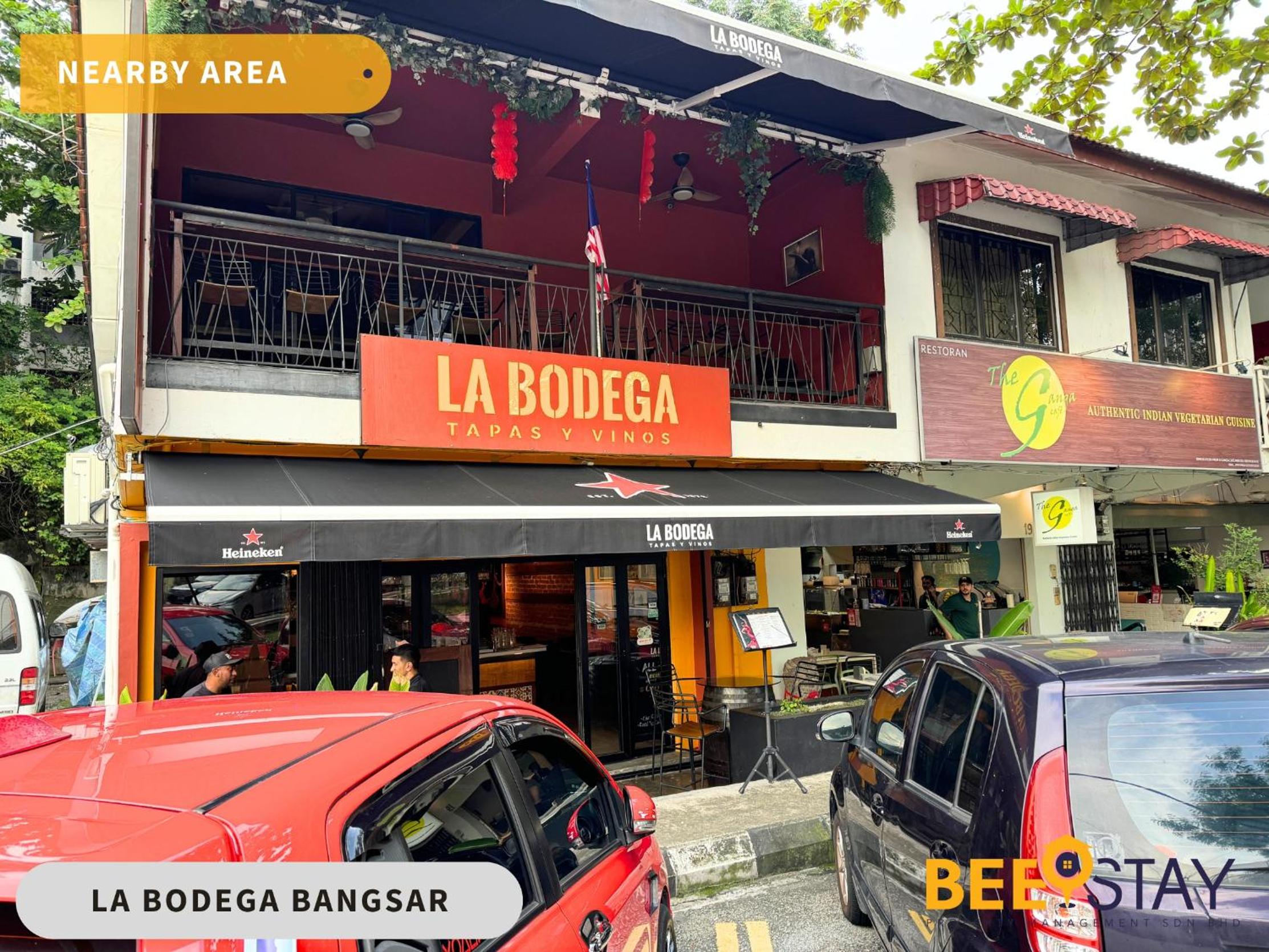 Bangsar Three Storey Luxury Landed House 19PAX