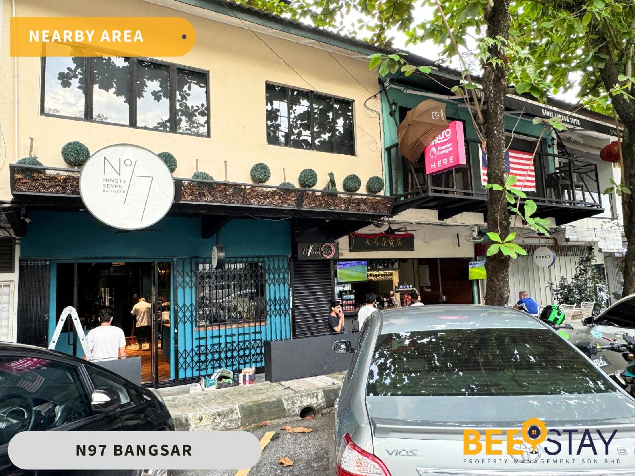 Bangsar Three Storey Luxury Landed House 19PAX