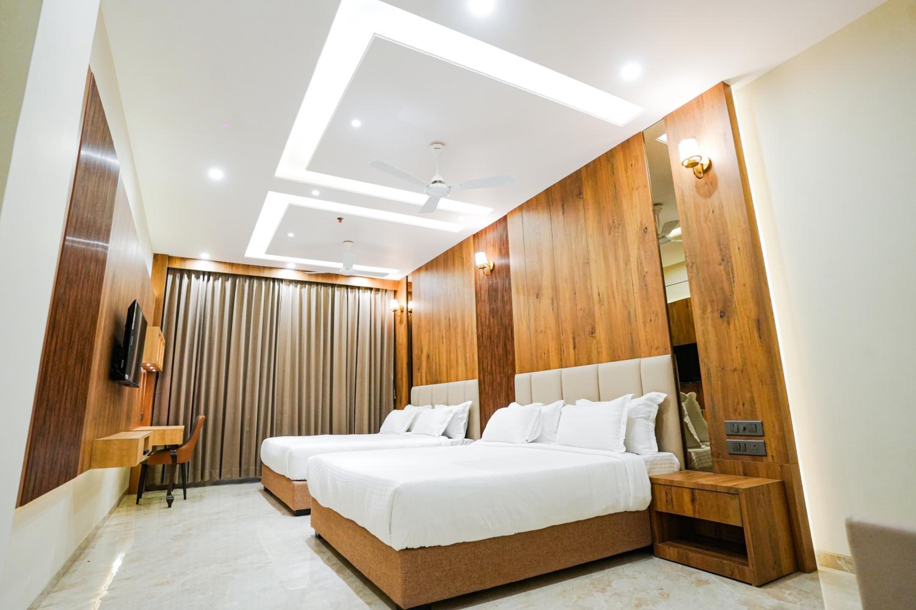 Hotel Anjani Palace