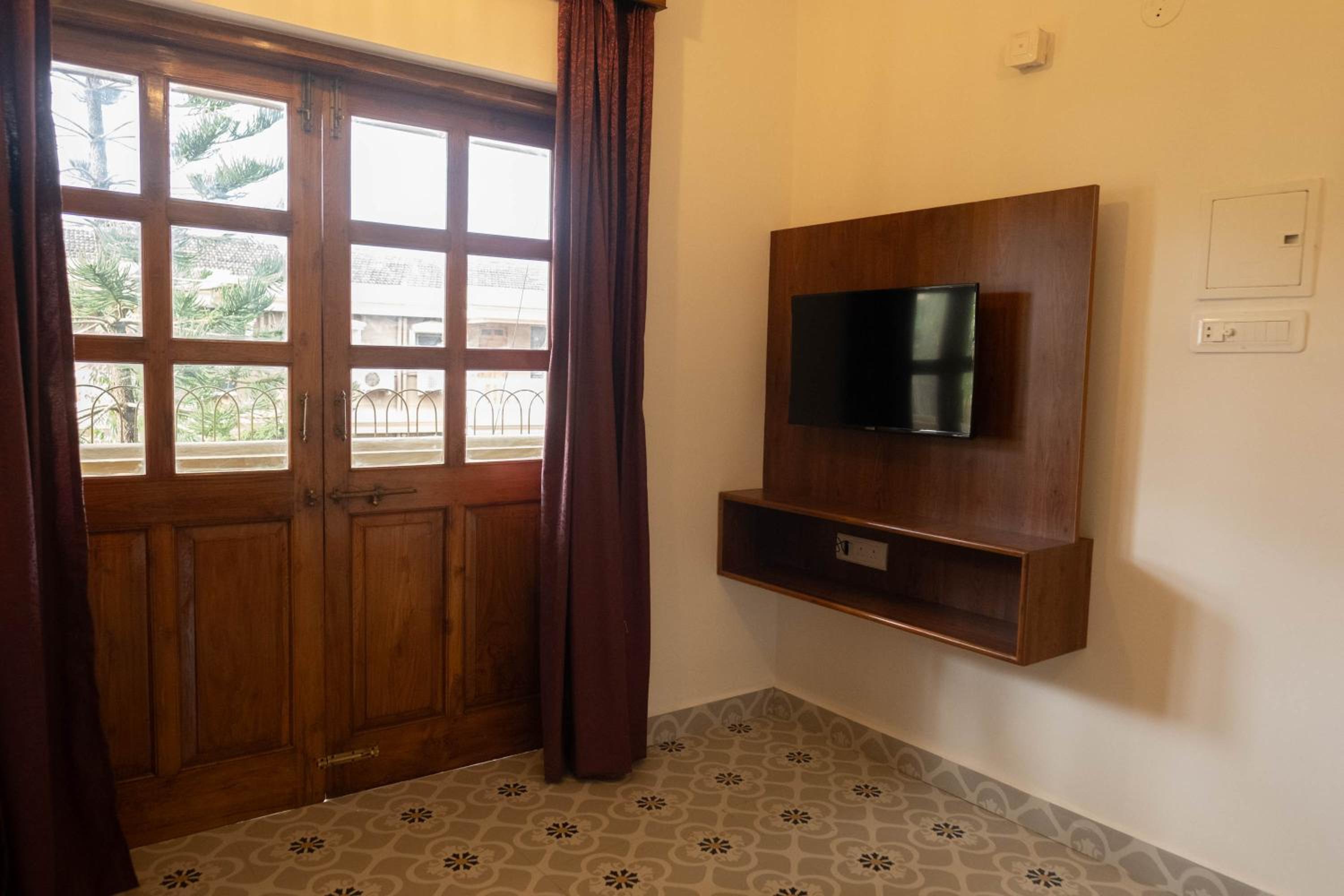 Vistar Holidays