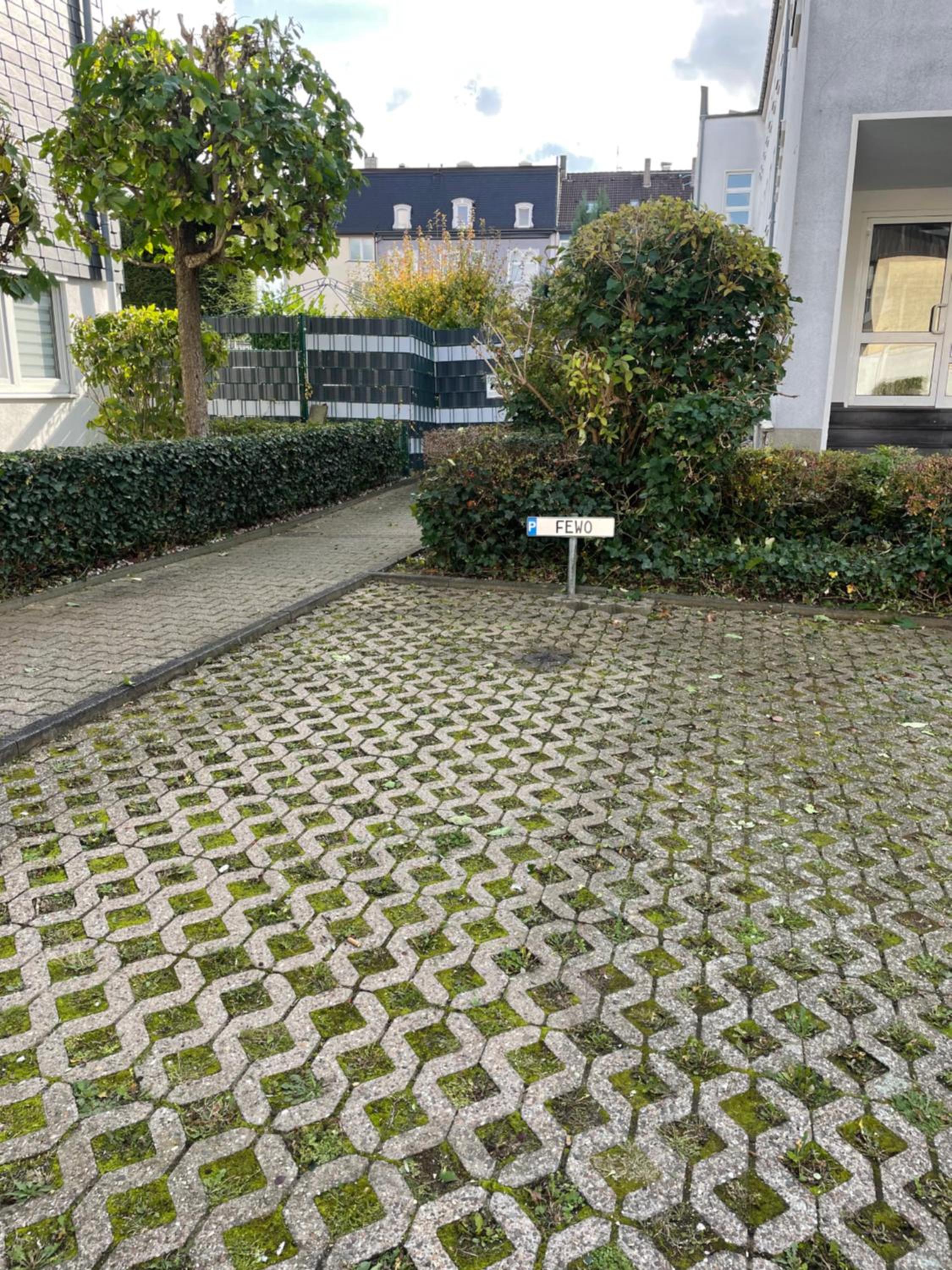 Moderne Wohnung - renoviert 2024 view 3