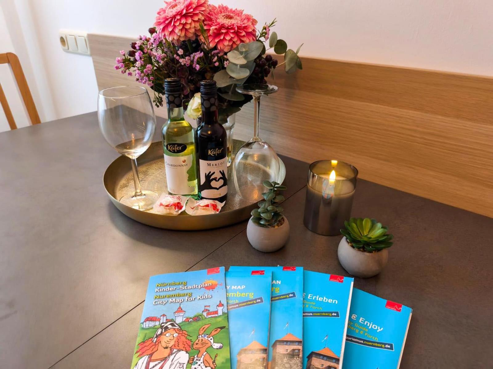 Luxus Apartments im Zentrum Nürnbergs, nahe Messe, mit Balkon & Parkplatz, nähe Playmobilfunpark, Self-Check-in
