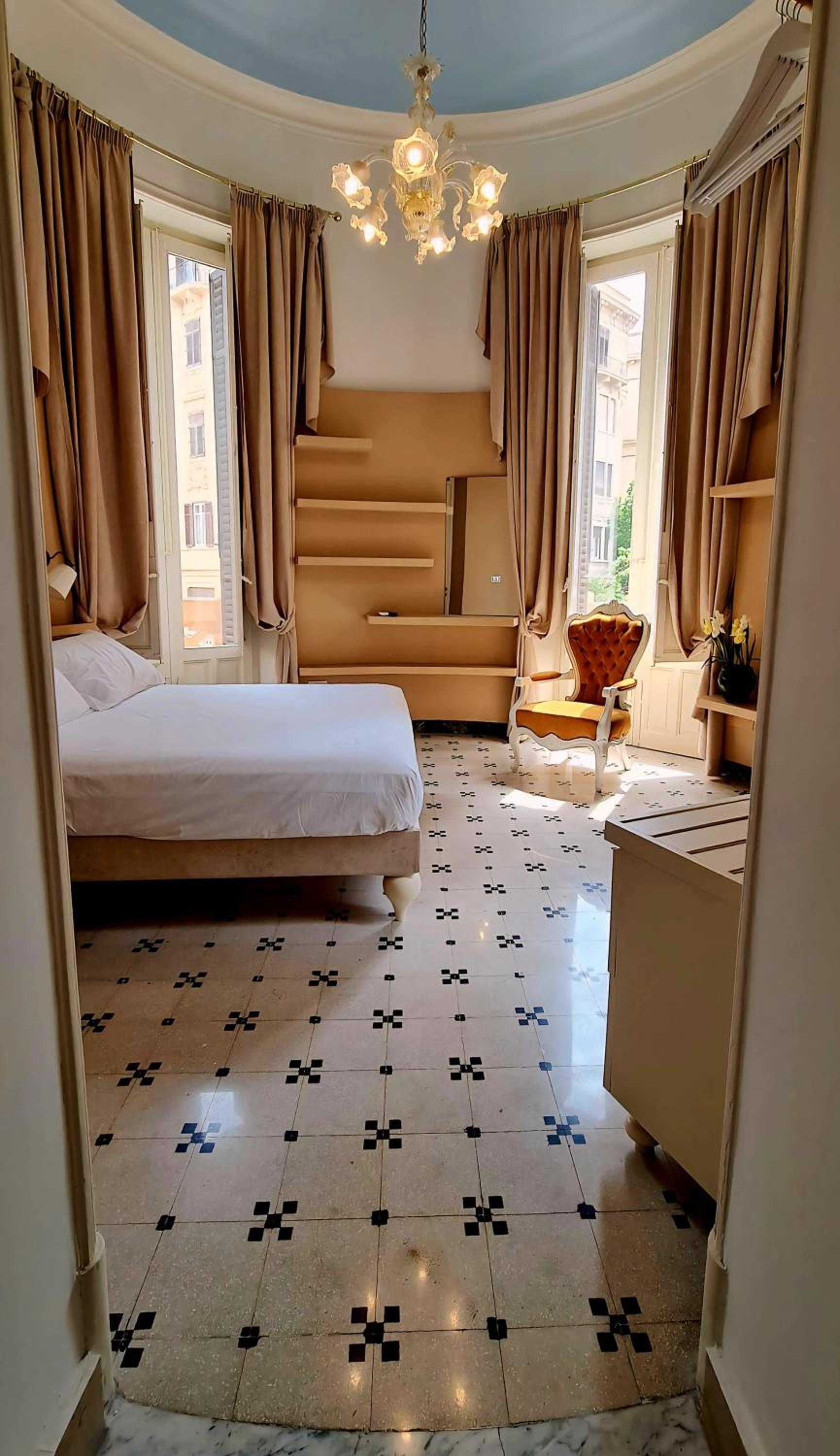 MaisonNouveau