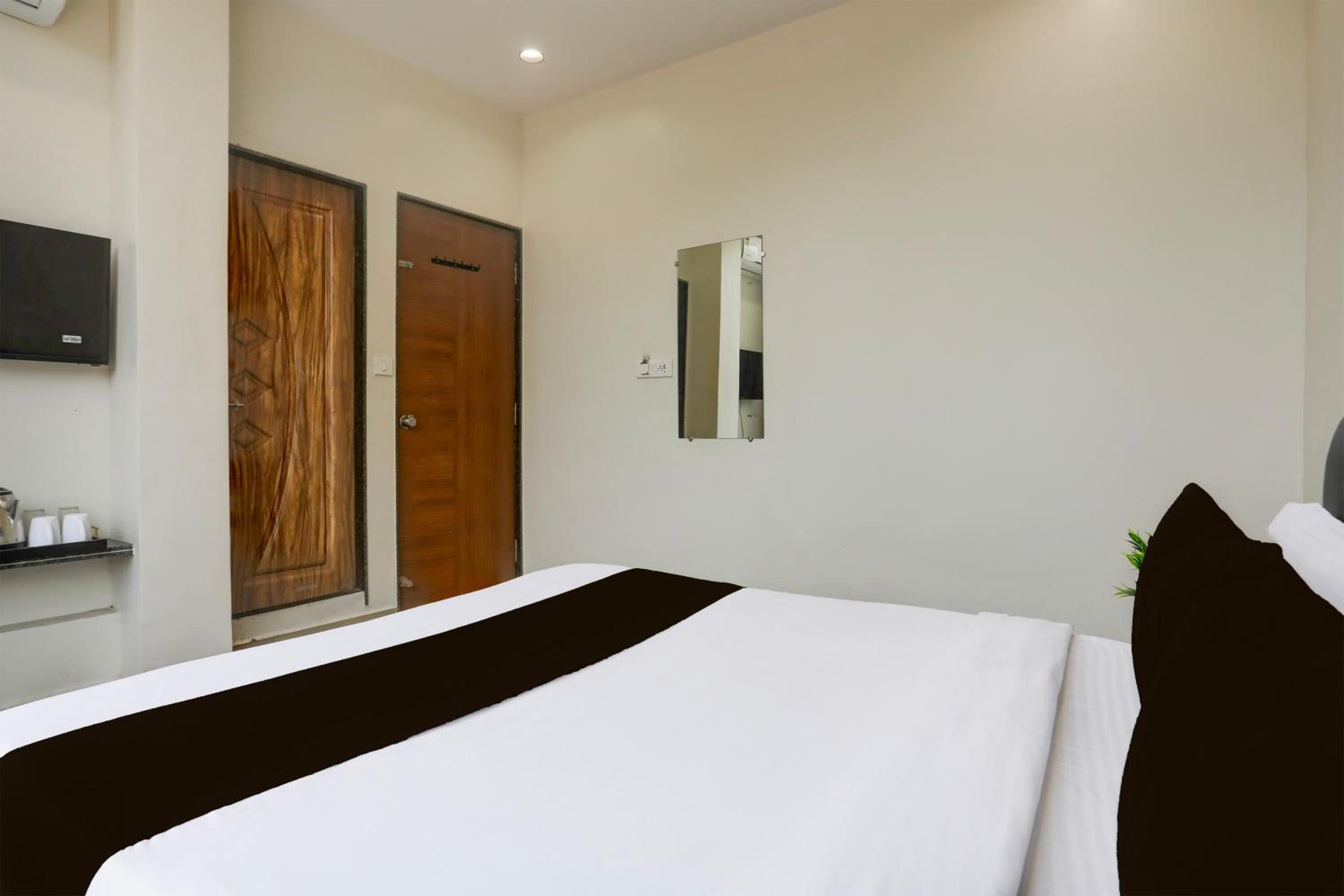 Hotel O Spark