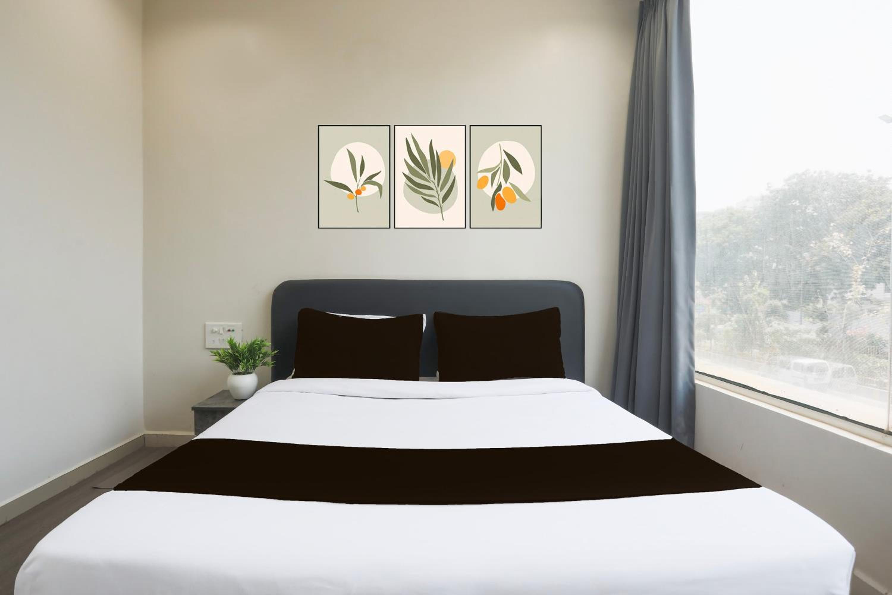 Hotel O Spark