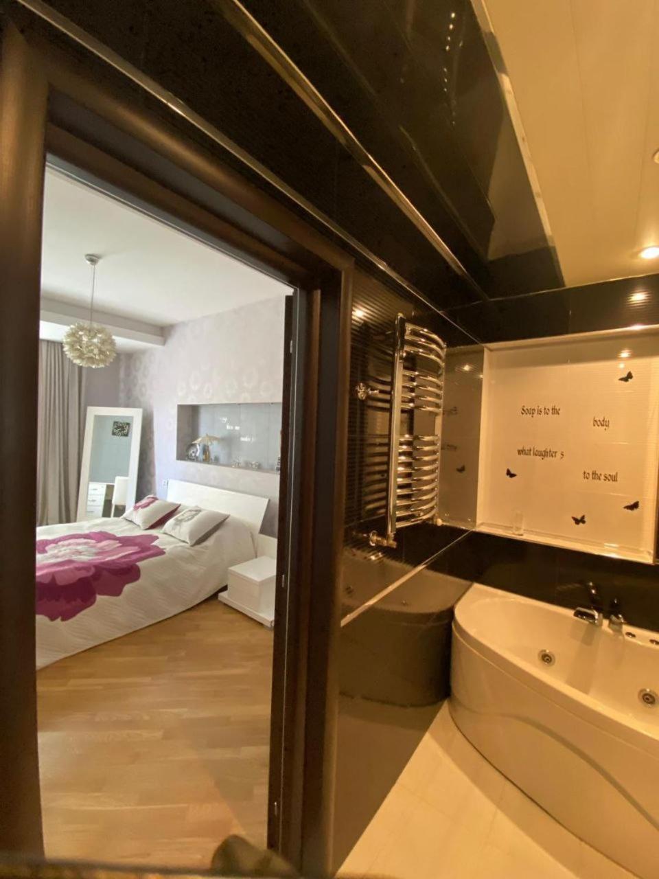 Prestigious Apartment in Chiraq Plaza