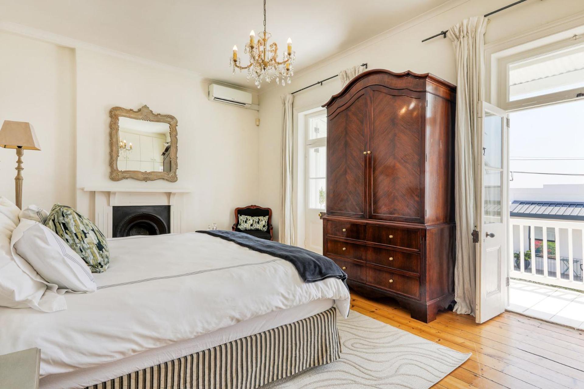 Backup-Powered Victorian House at GreenPoint Park