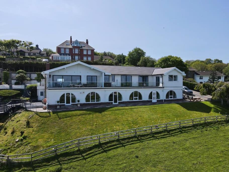 The White House, Panoramic Sea Views, Games Room view 3