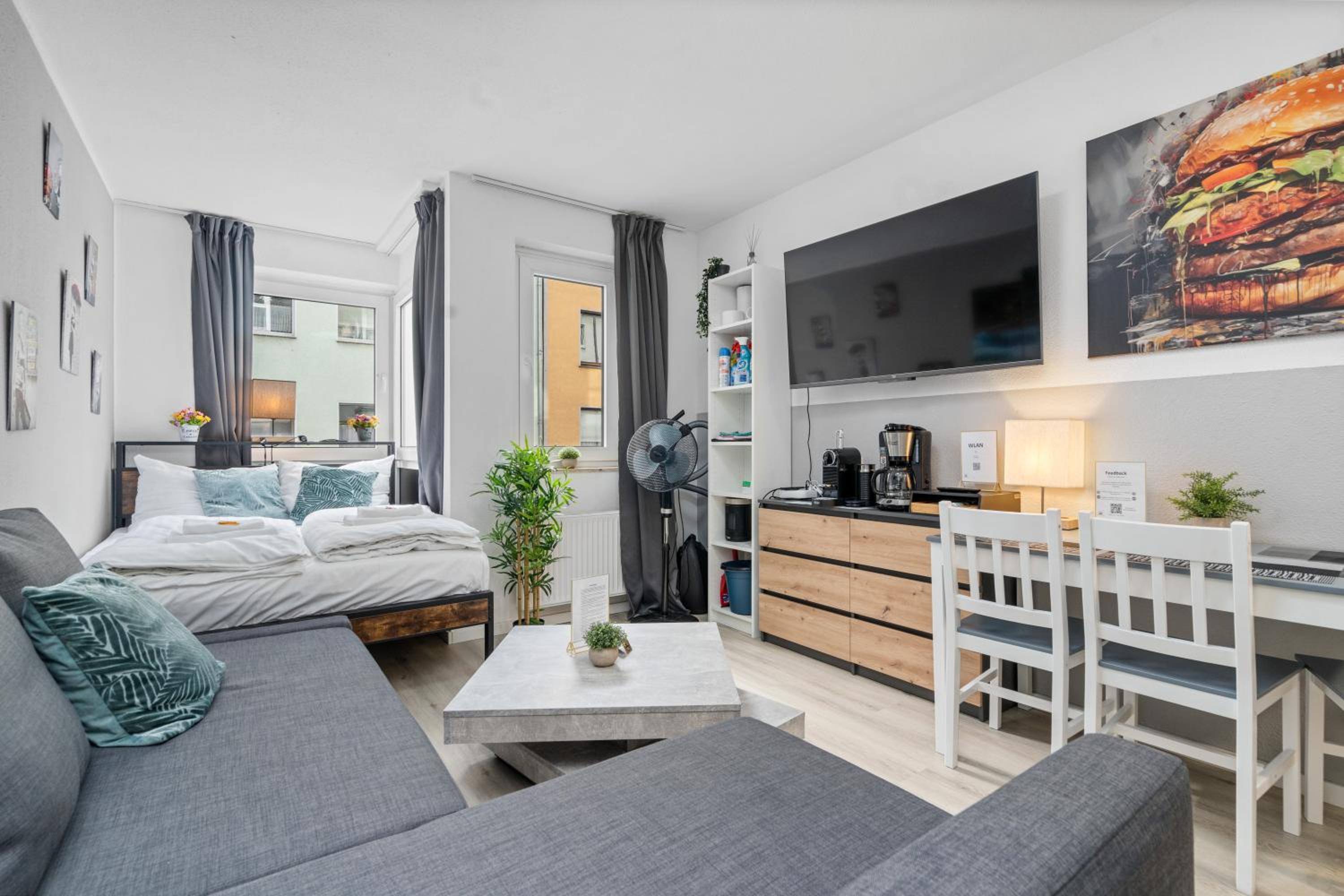 Messe, Monteure, Budget - Einfache komfortable 2 Personen Wohnung (22qm) mit Vollausstattung (WLAN 250 Mbit, TV 55 Zoll m. Netflix) - Hochwertige Küche und