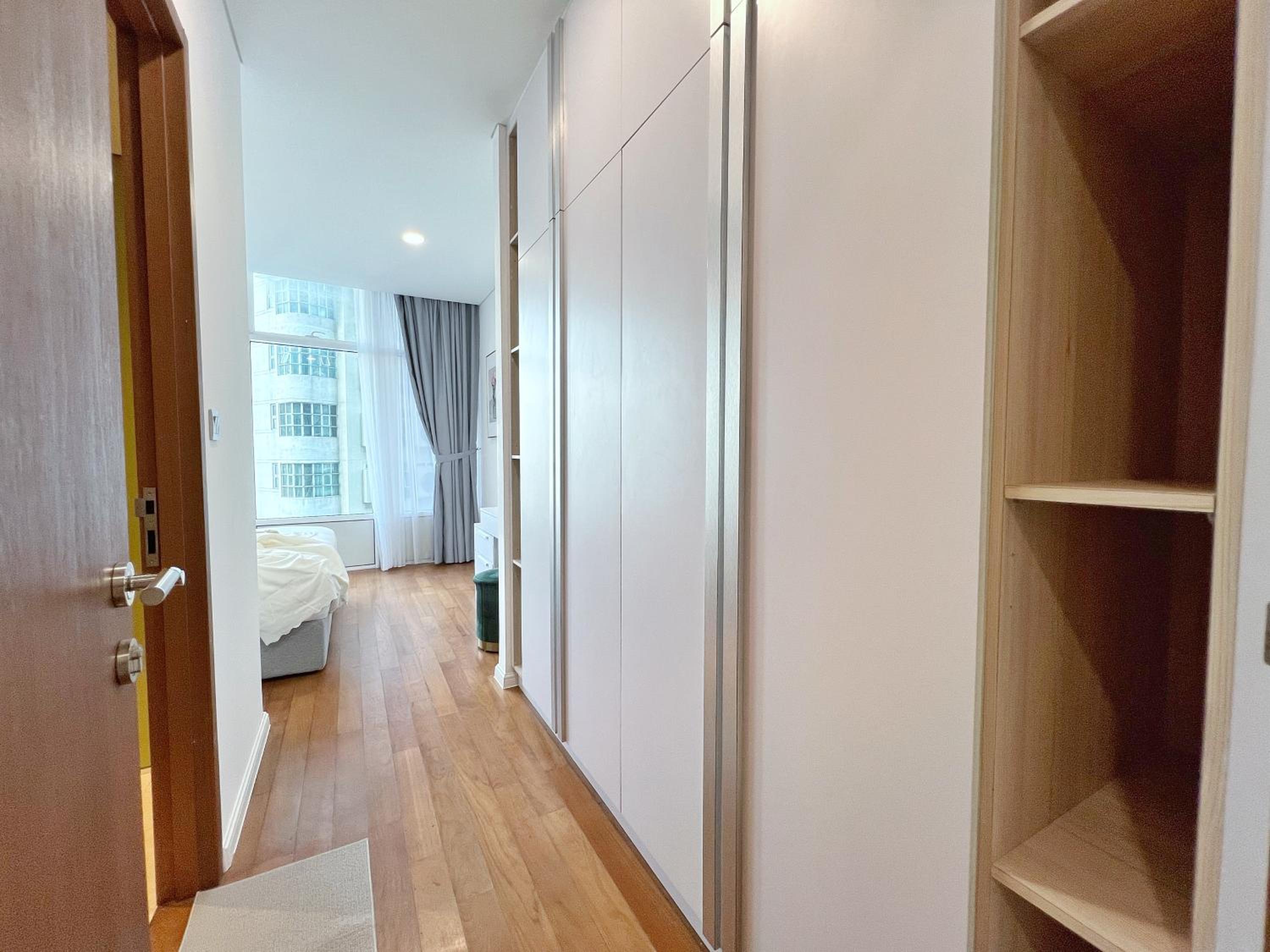 Sky Suites Dreamy 3BR Suite at KLCC