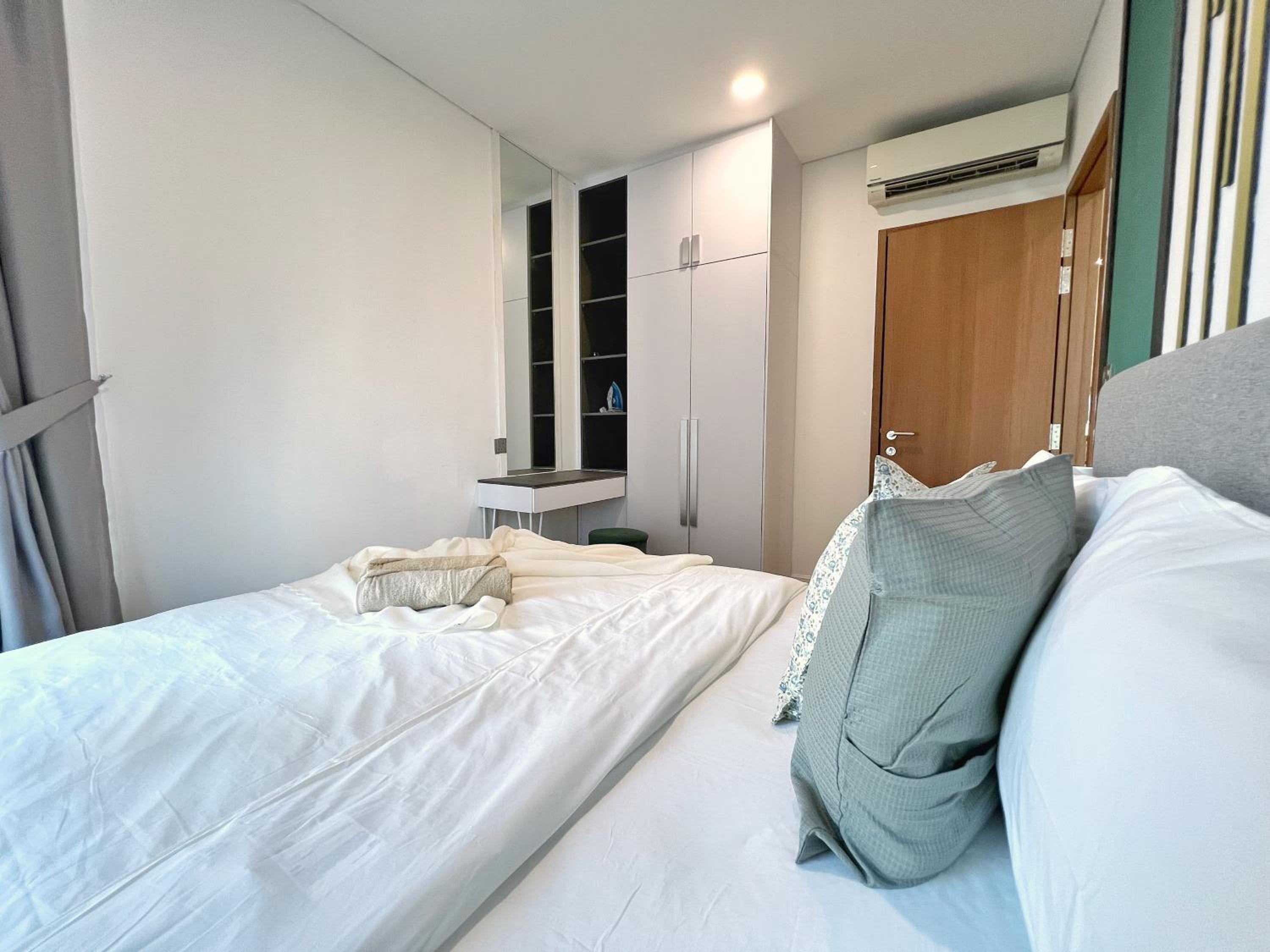 Sky Suites Dreamy 3BR Suite at KLCC