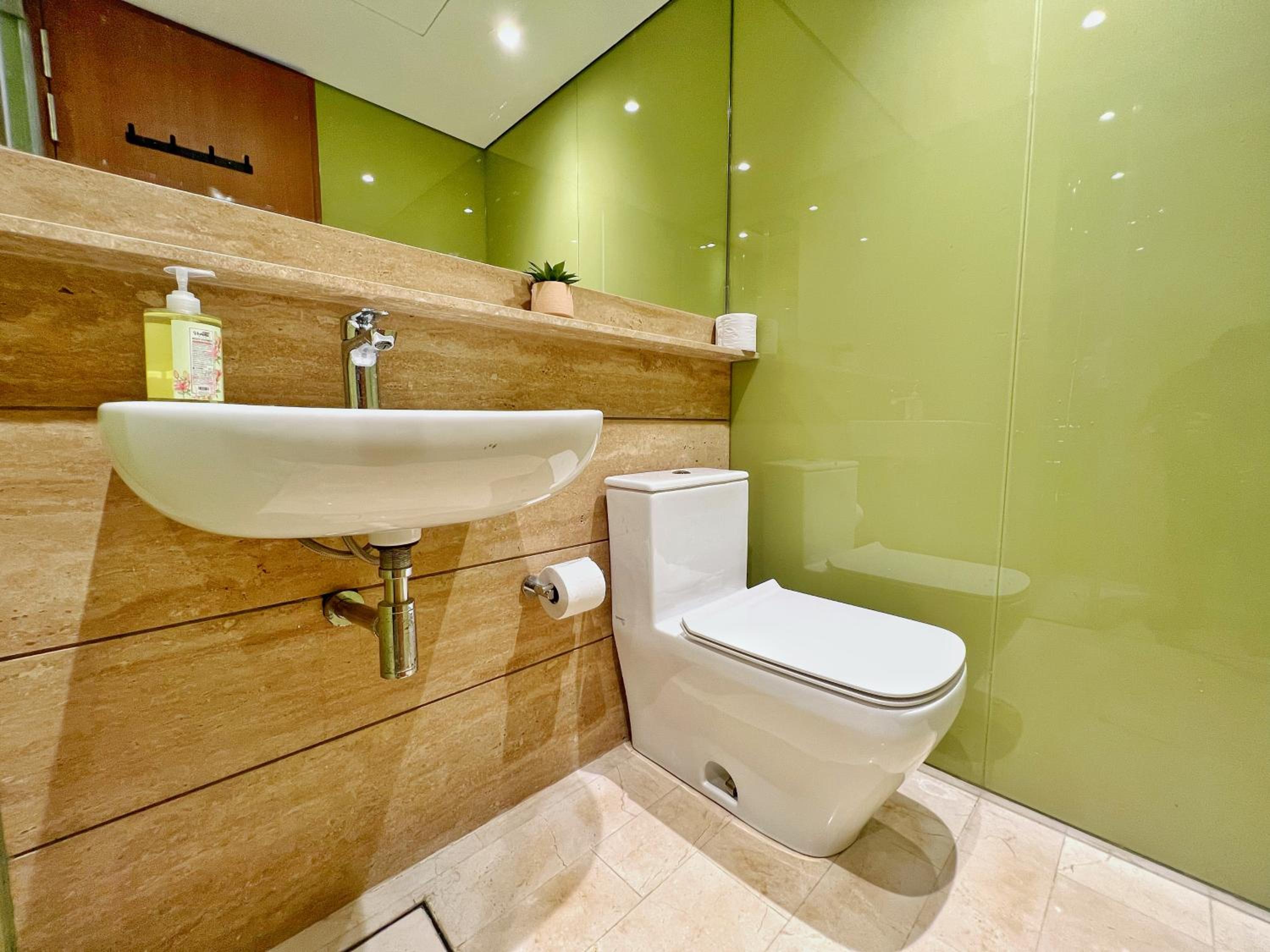 Sky Suites Dreamy 3BR Suite at KLCC