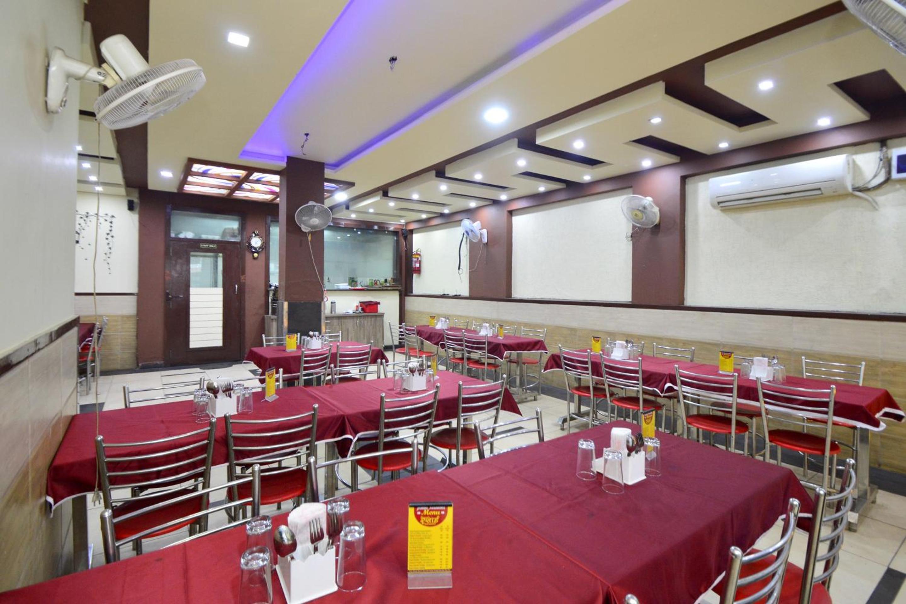 Hotel O Reyansh Galaxy view 5
