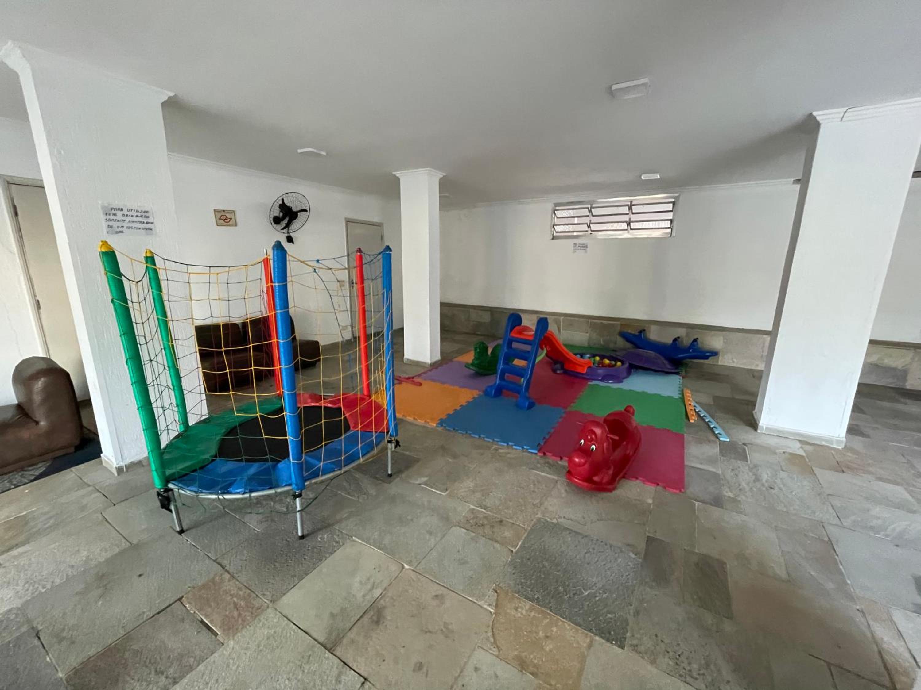 Apartamento Enseada Guarujá 320 mts da praia Região de Brunella área nobre do Guarujá