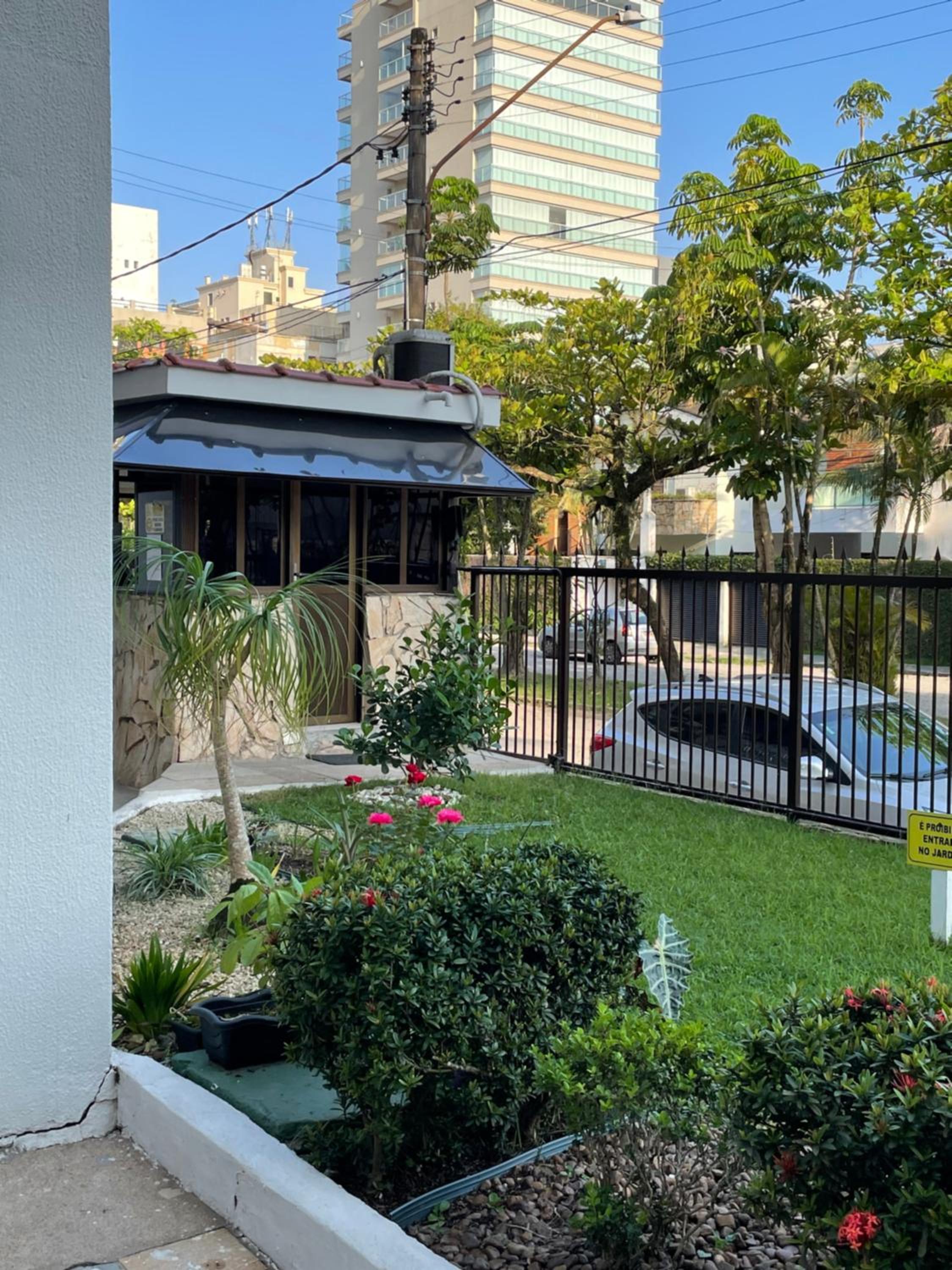 Apartamento Enseada Guarujá 320 mts da praia Região de Brunella área nobre do Guarujá