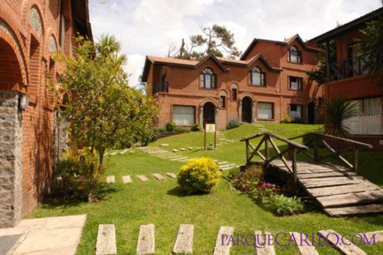 DUPLEX Casa 100 m2 CARILO HOUSE Complejo Residencial Sin Serv