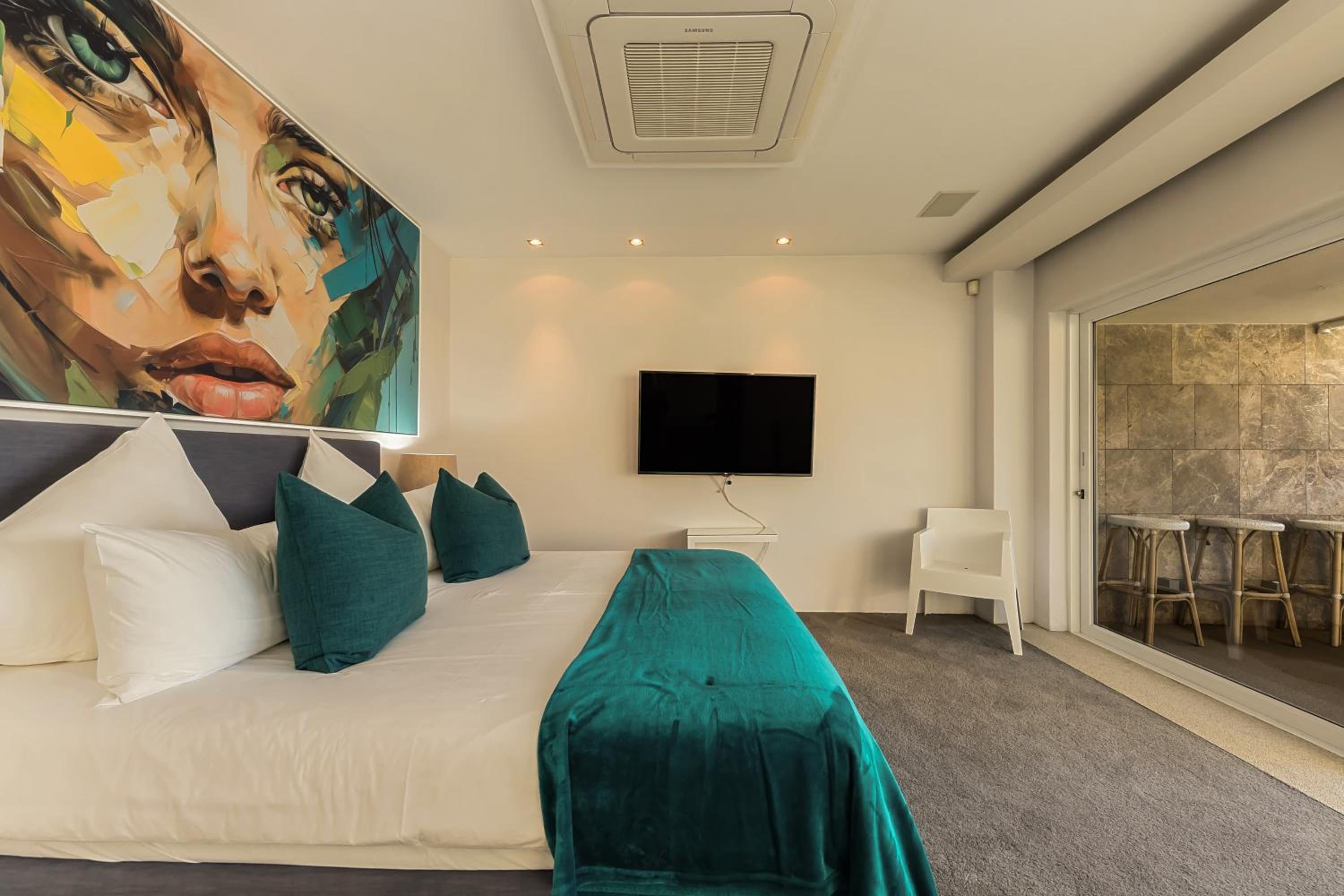 hotel room