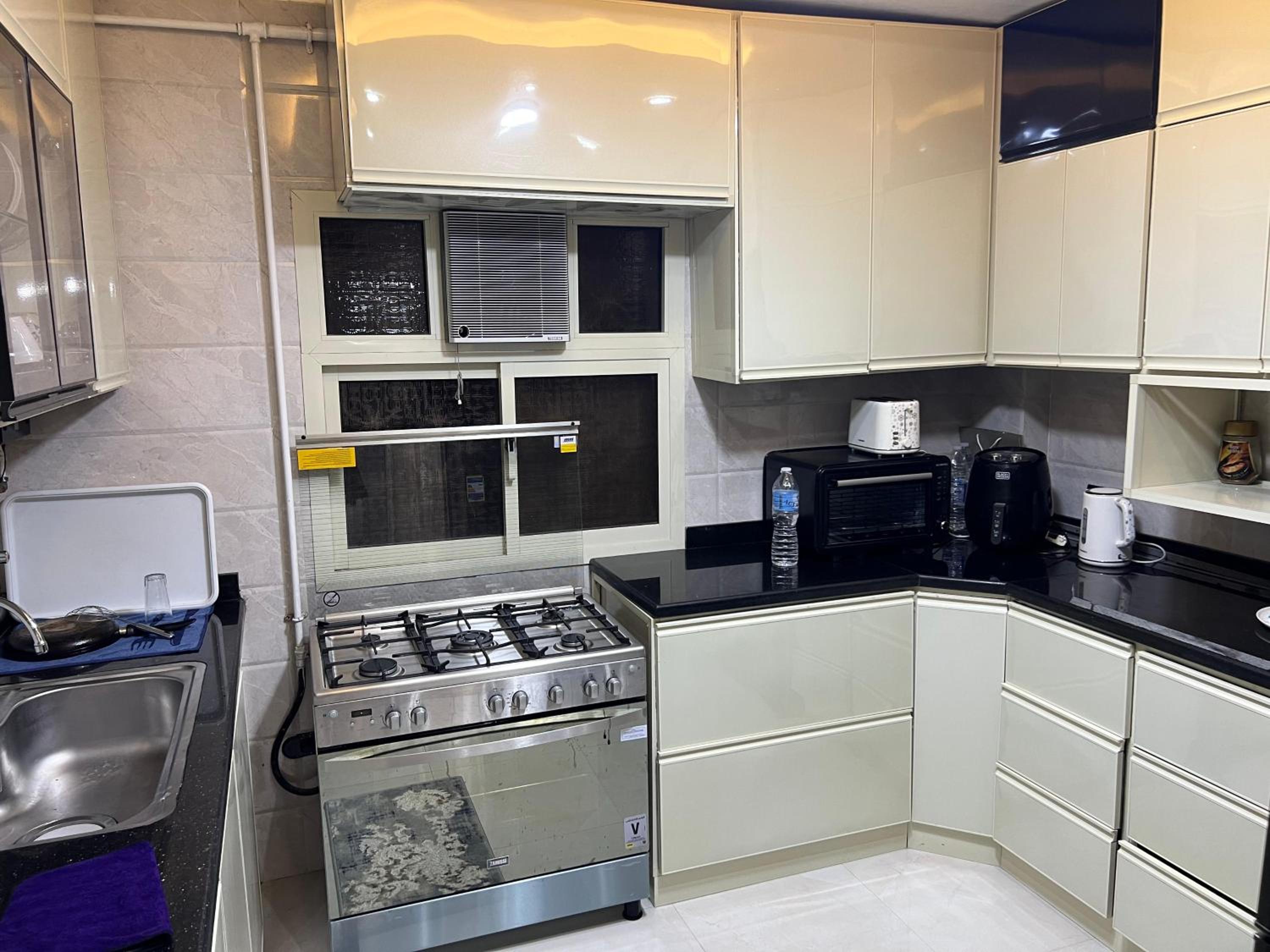 Three bedrooms apartment for Stars near city stars
