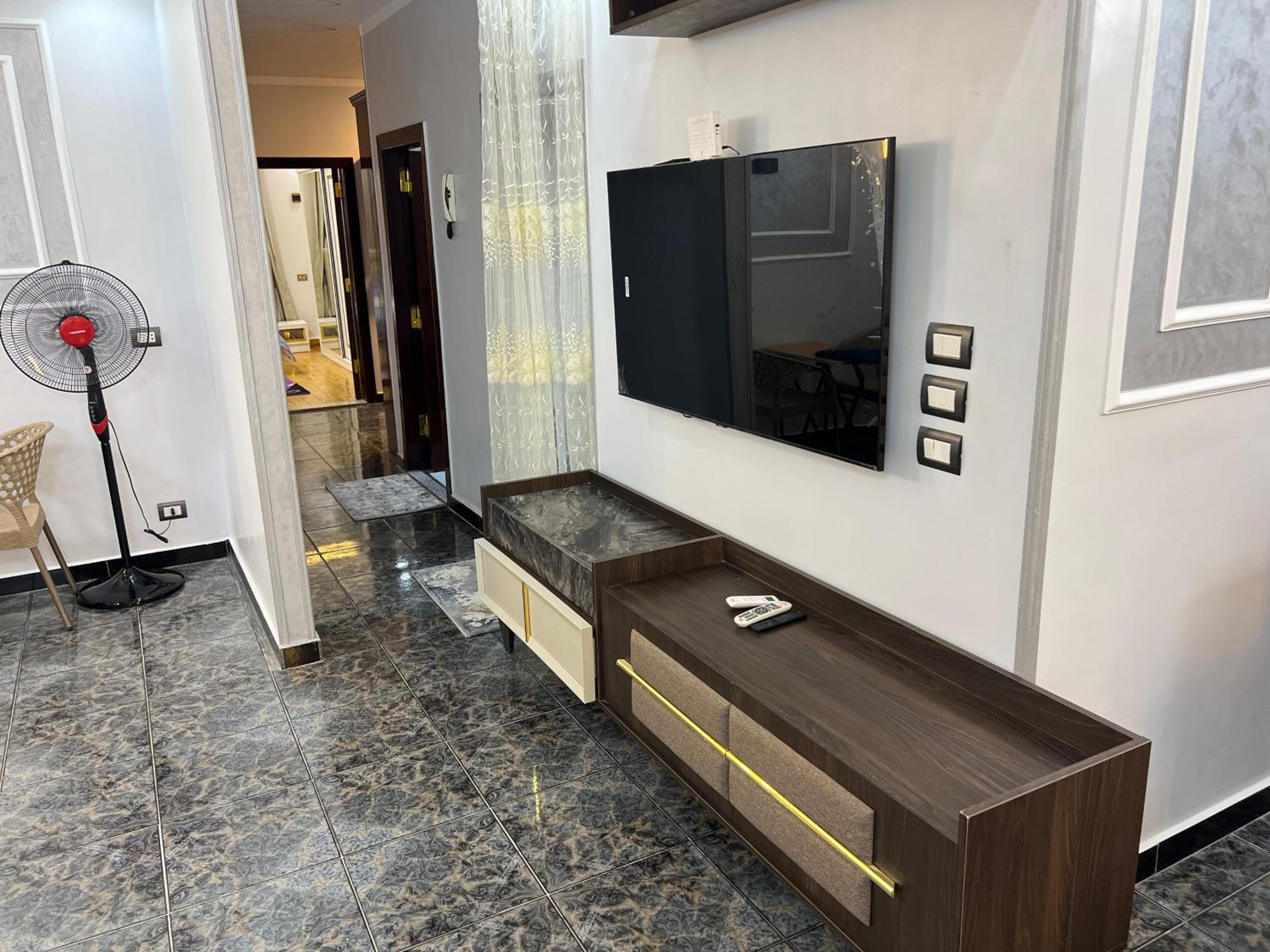 Three bedrooms apartment for Stars near city stars