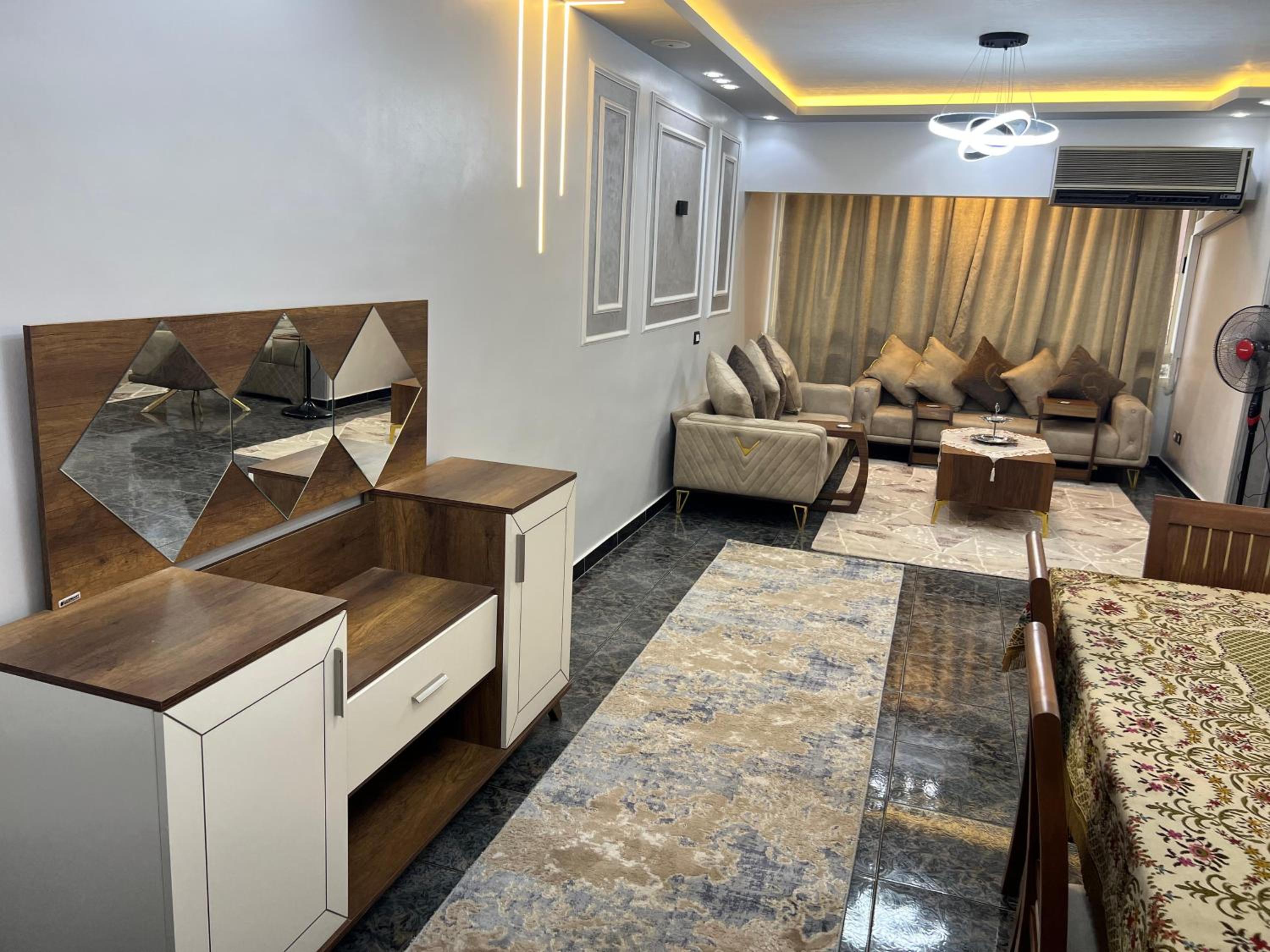 Three bedrooms apartment for Stars near city stars