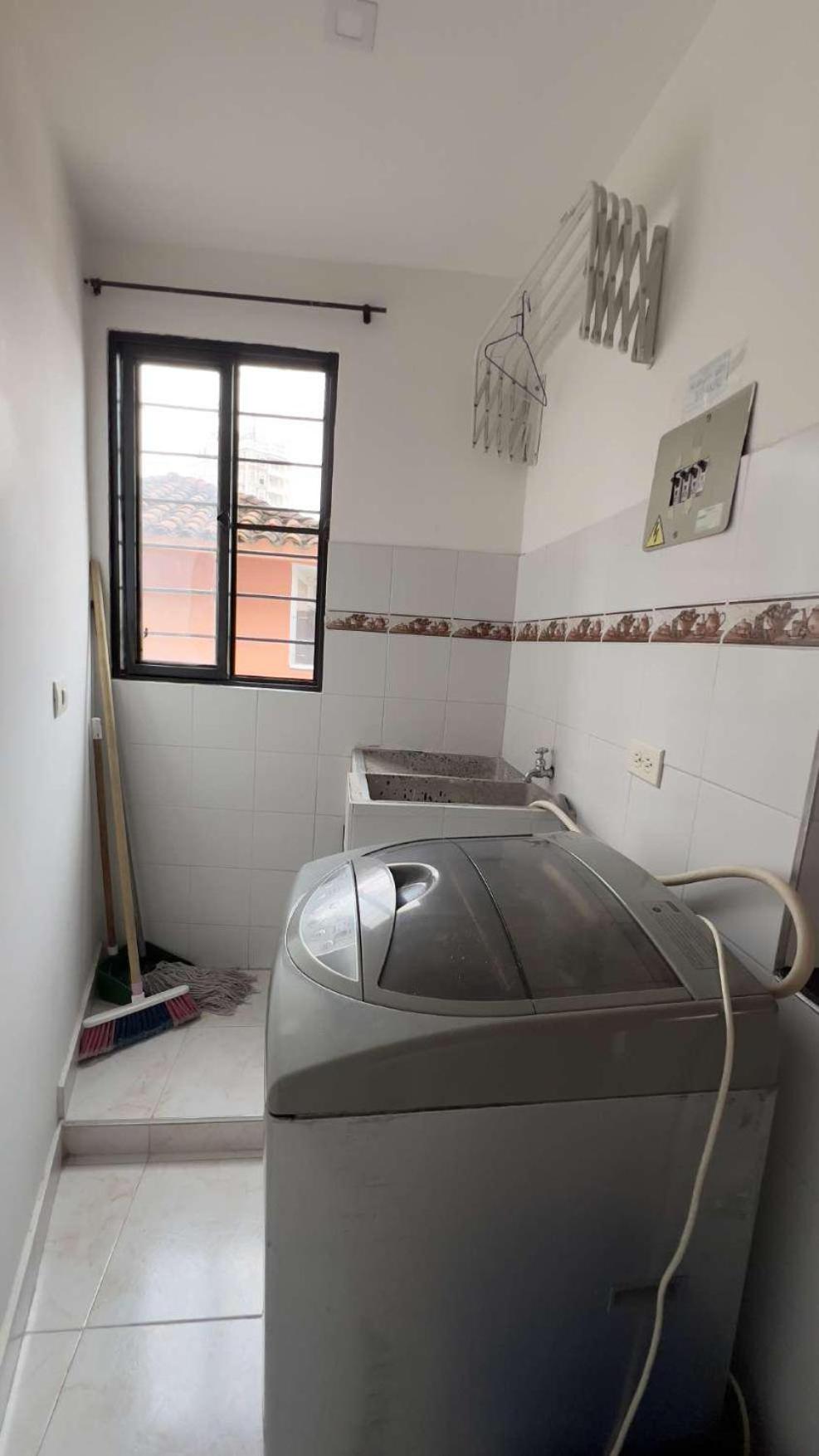 APARTAMENTOS EN GRANADA - Zona Rosa De CALI