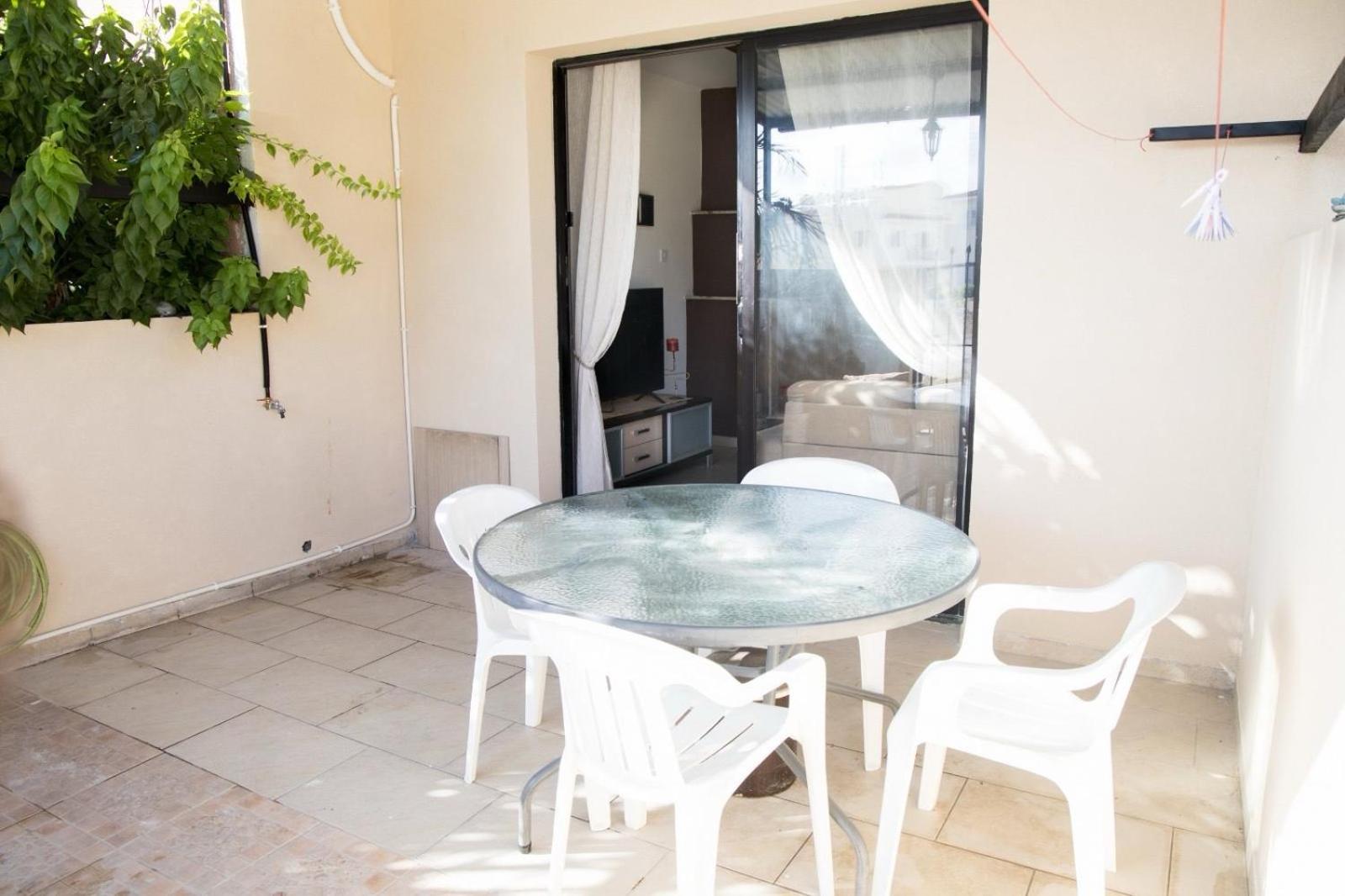Ocean Breeze Townhouse near Venus Beach