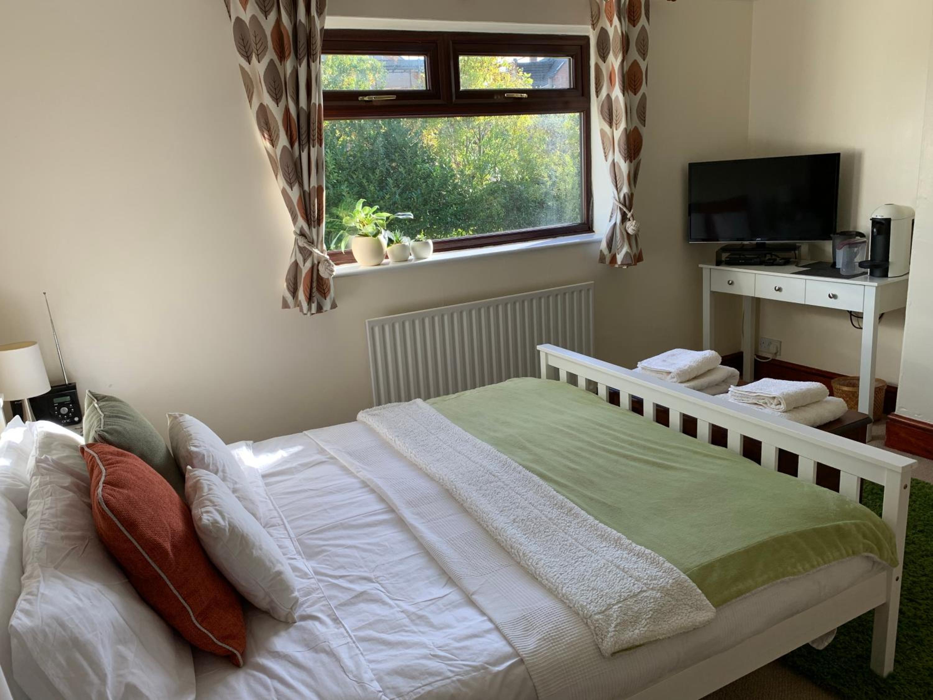 Self Contained Guest Suite view 4