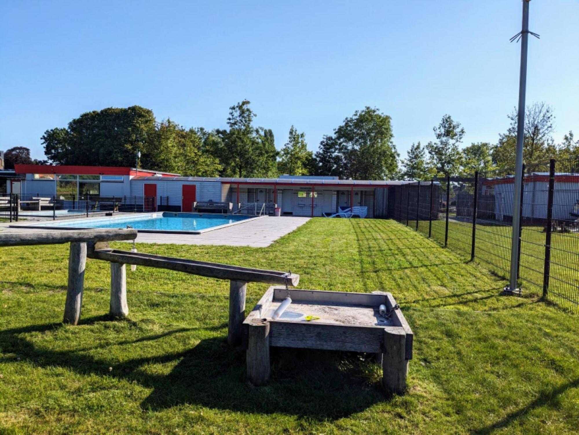 Komfortables Ferienhaus mit Garten, Weitblick und Whirlpool