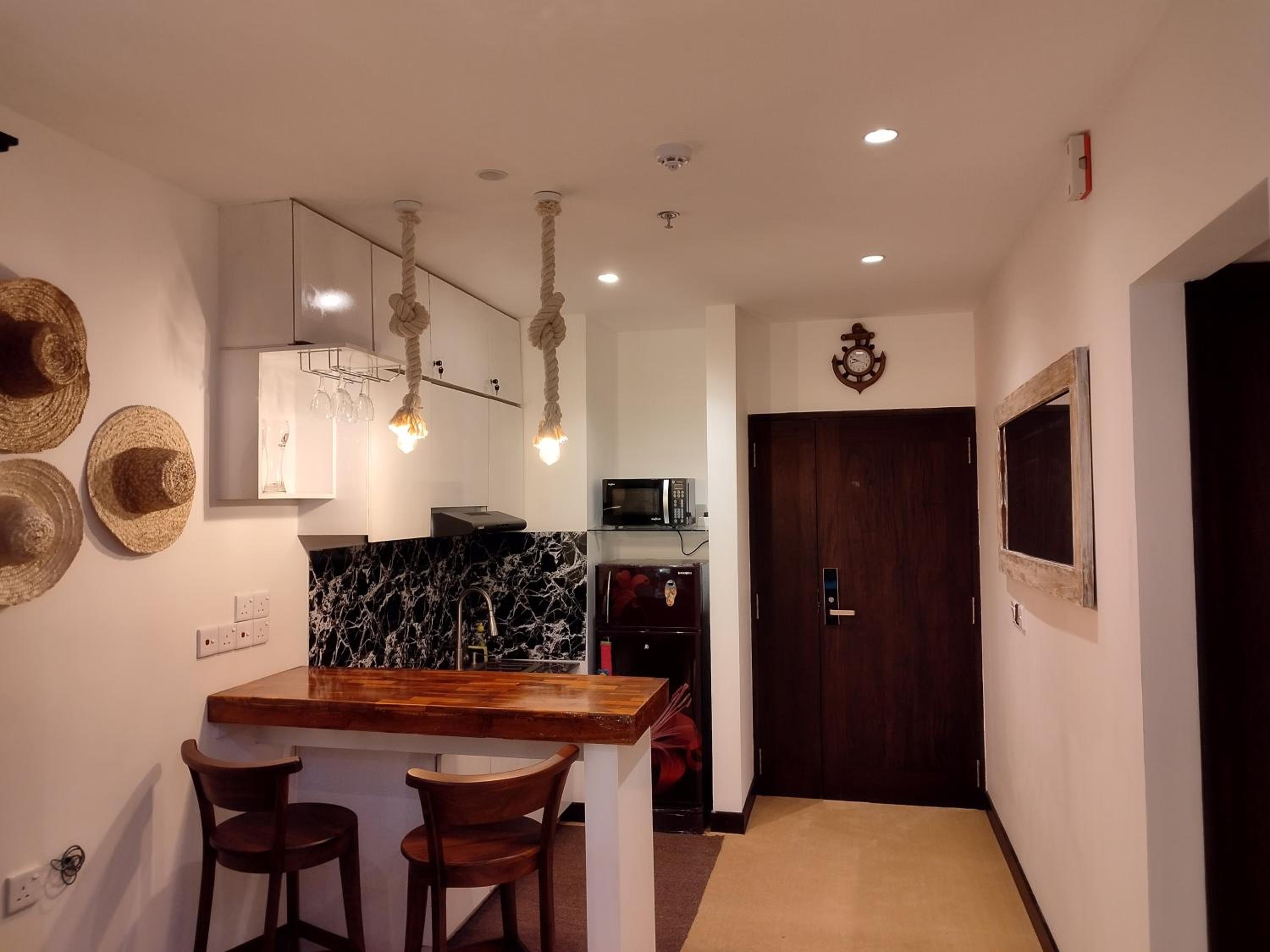Merasbrise apartments by Infinity Condos