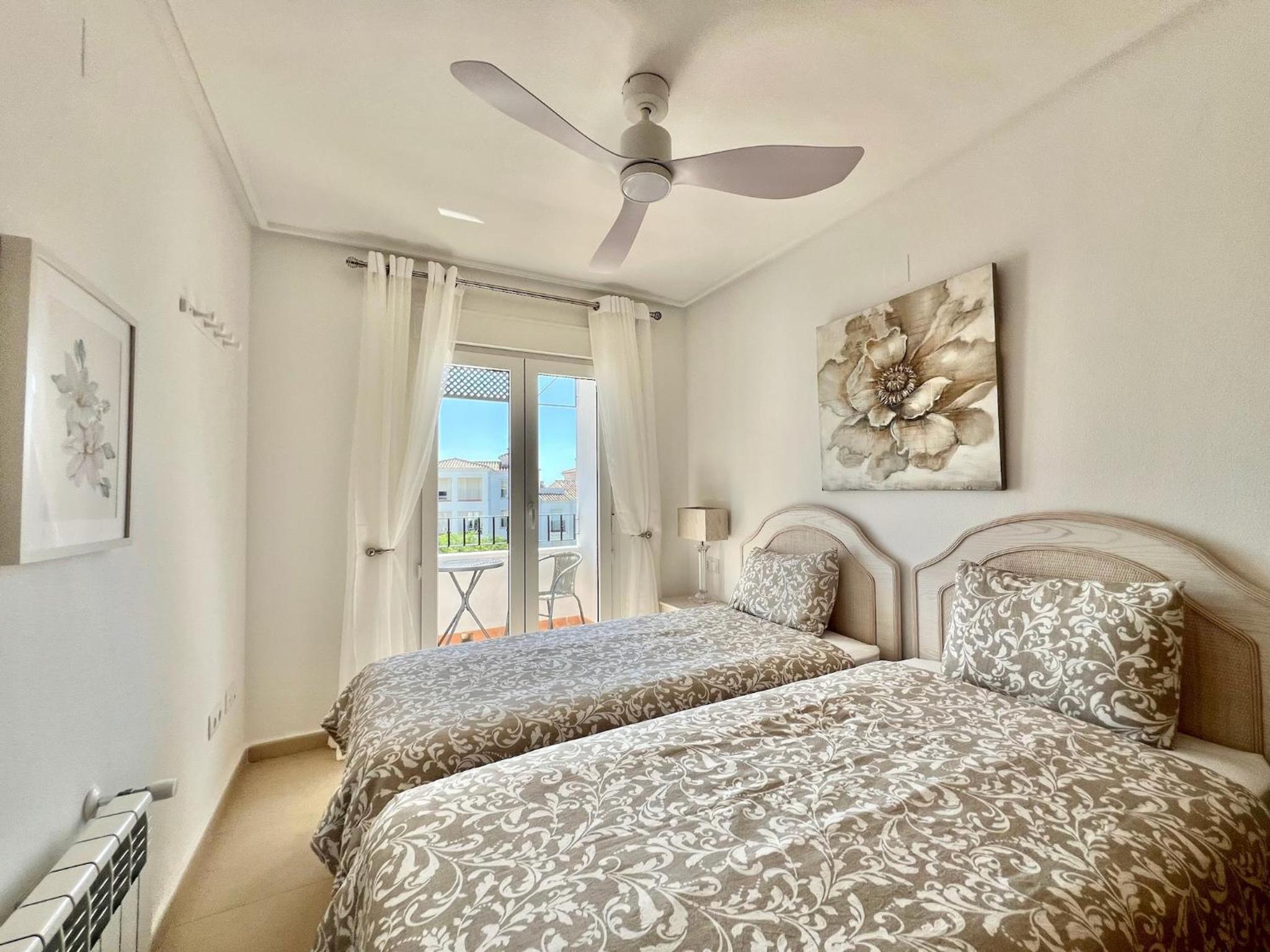 Stunning apartment with overflow pool and golf view
