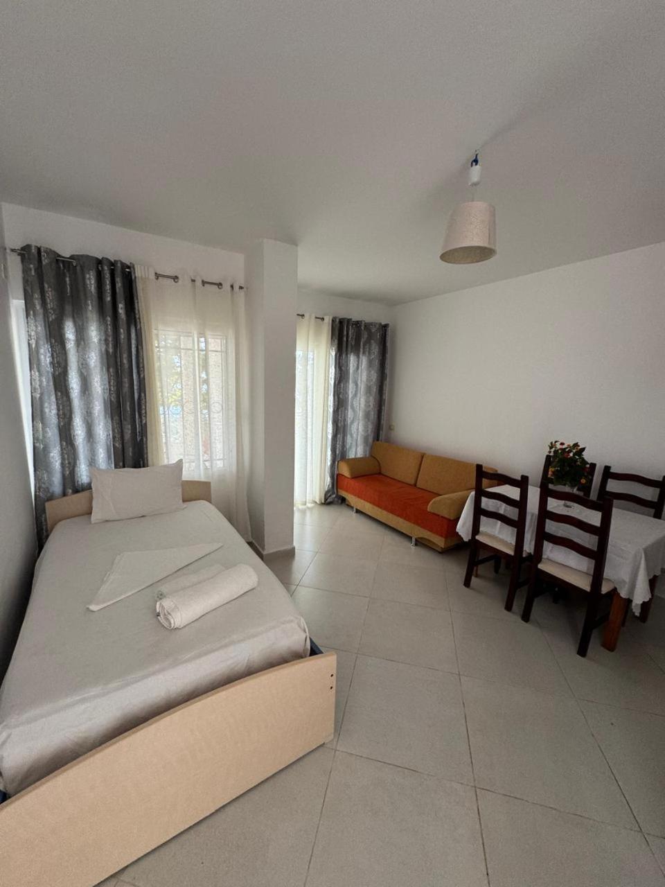 Natali Apartments