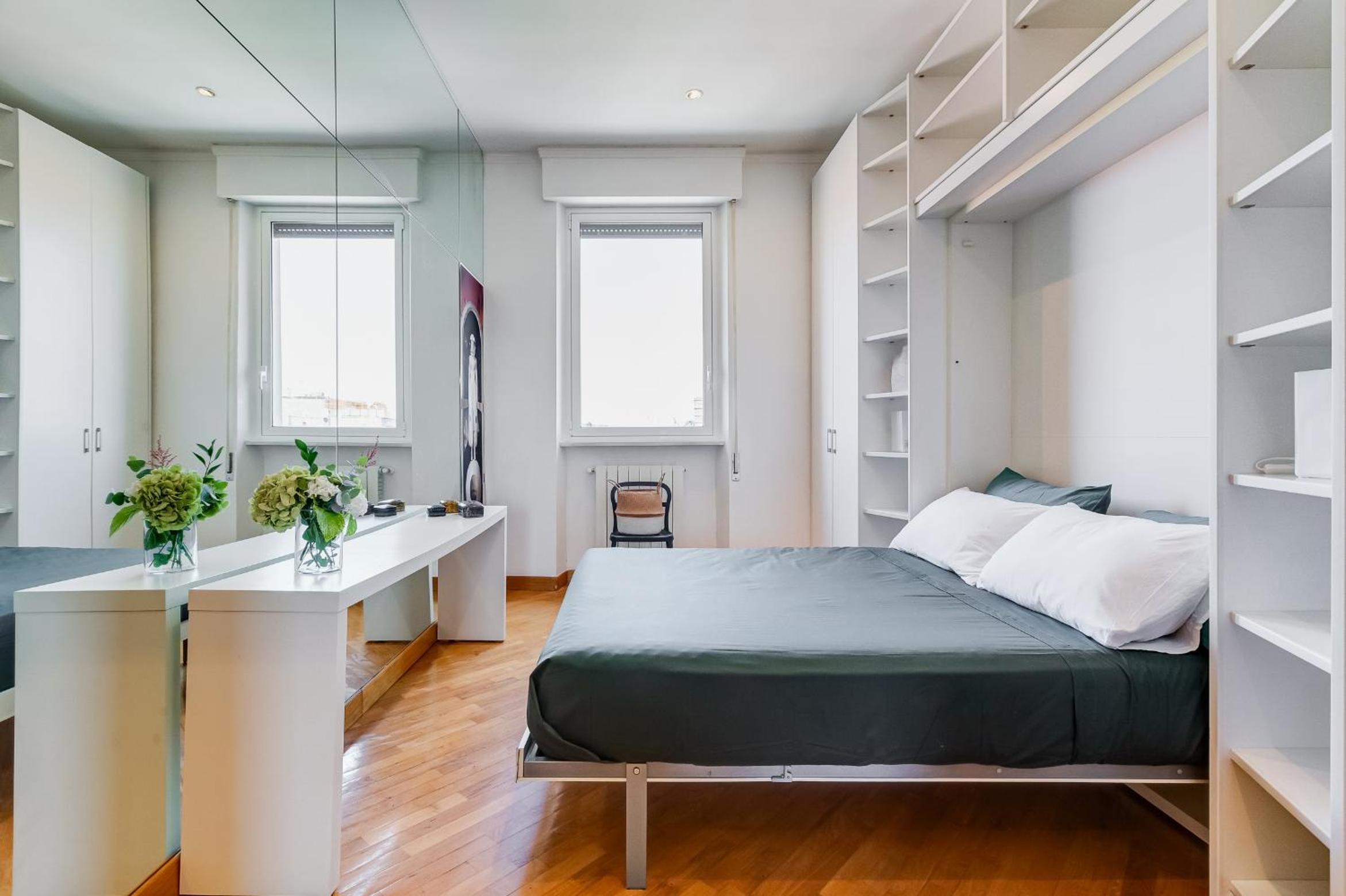 Romaviva Luxury Attic Apartment - San Giovanni in Laterano - Metro A C - Central Rome