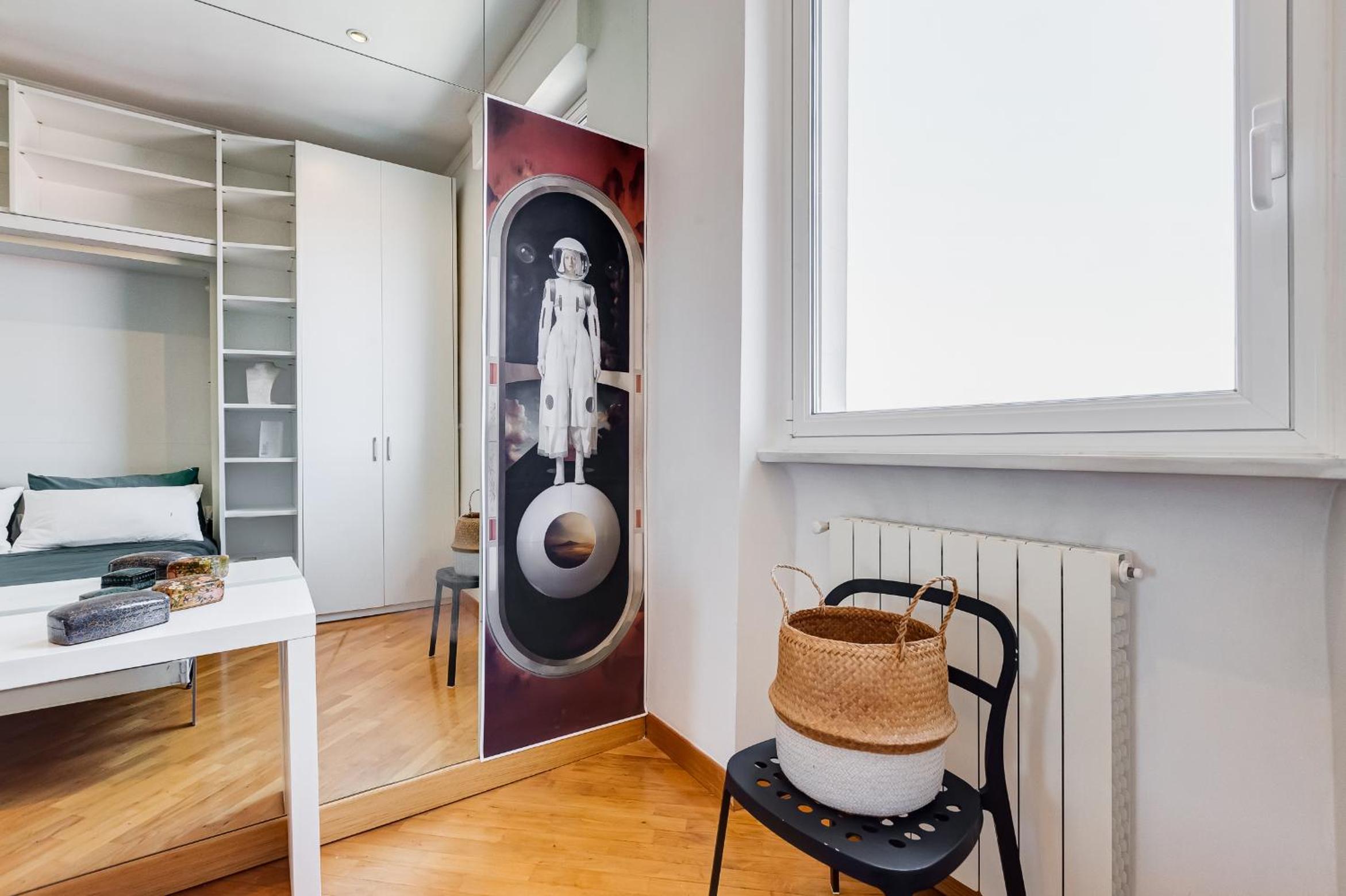 Romaviva Luxury Attic Apartment - San Giovanni in Laterano - Metro A C - Central Rome