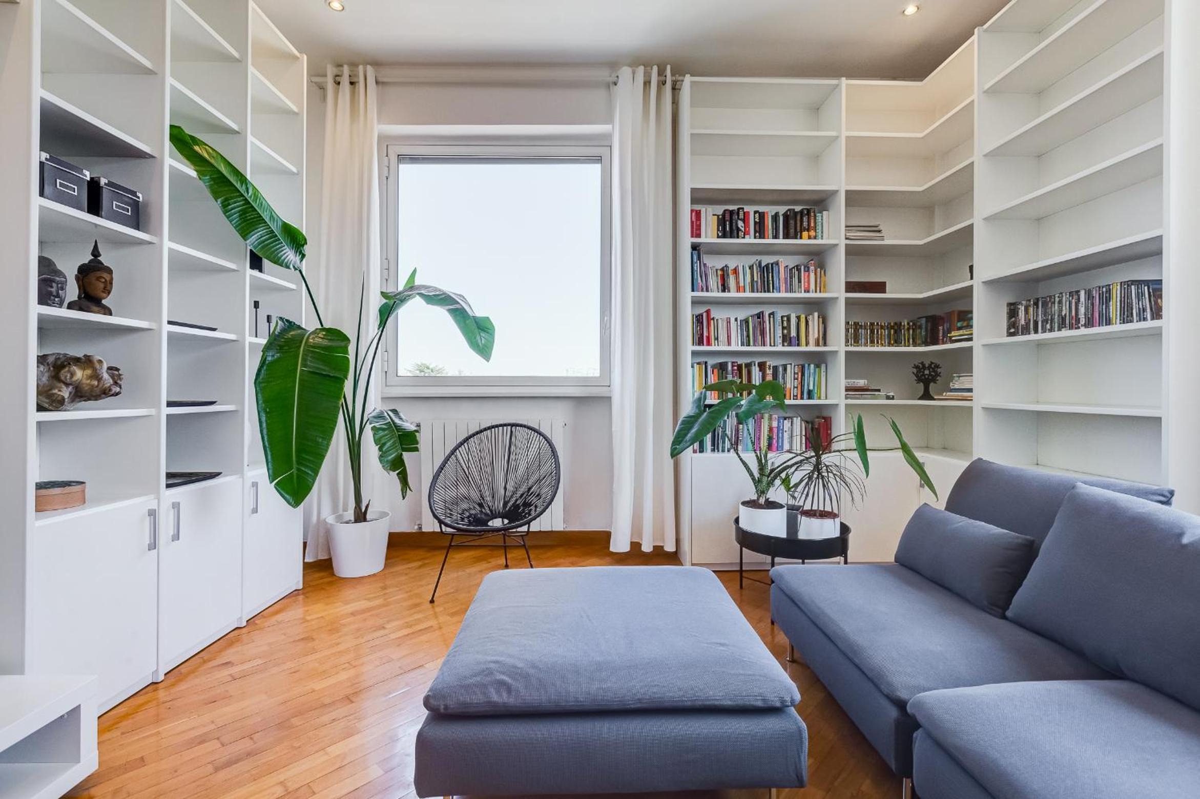 Romaviva Luxury Attic Apartment - San Giovanni in Laterano - Metro A C - Central Rome