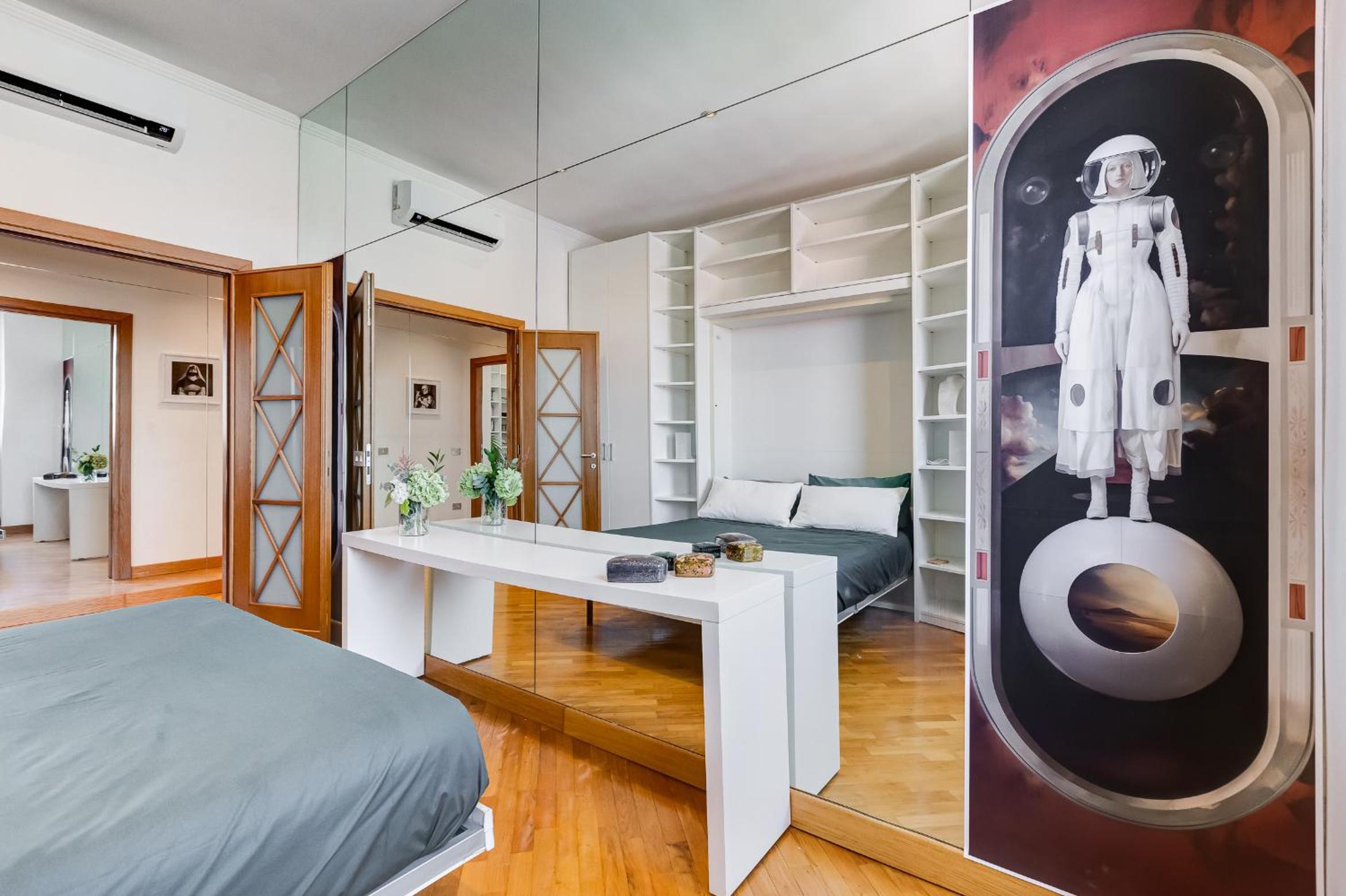 Romaviva Luxury Attic Apartment - San Giovanni in Laterano - Metro A C - Central Rome