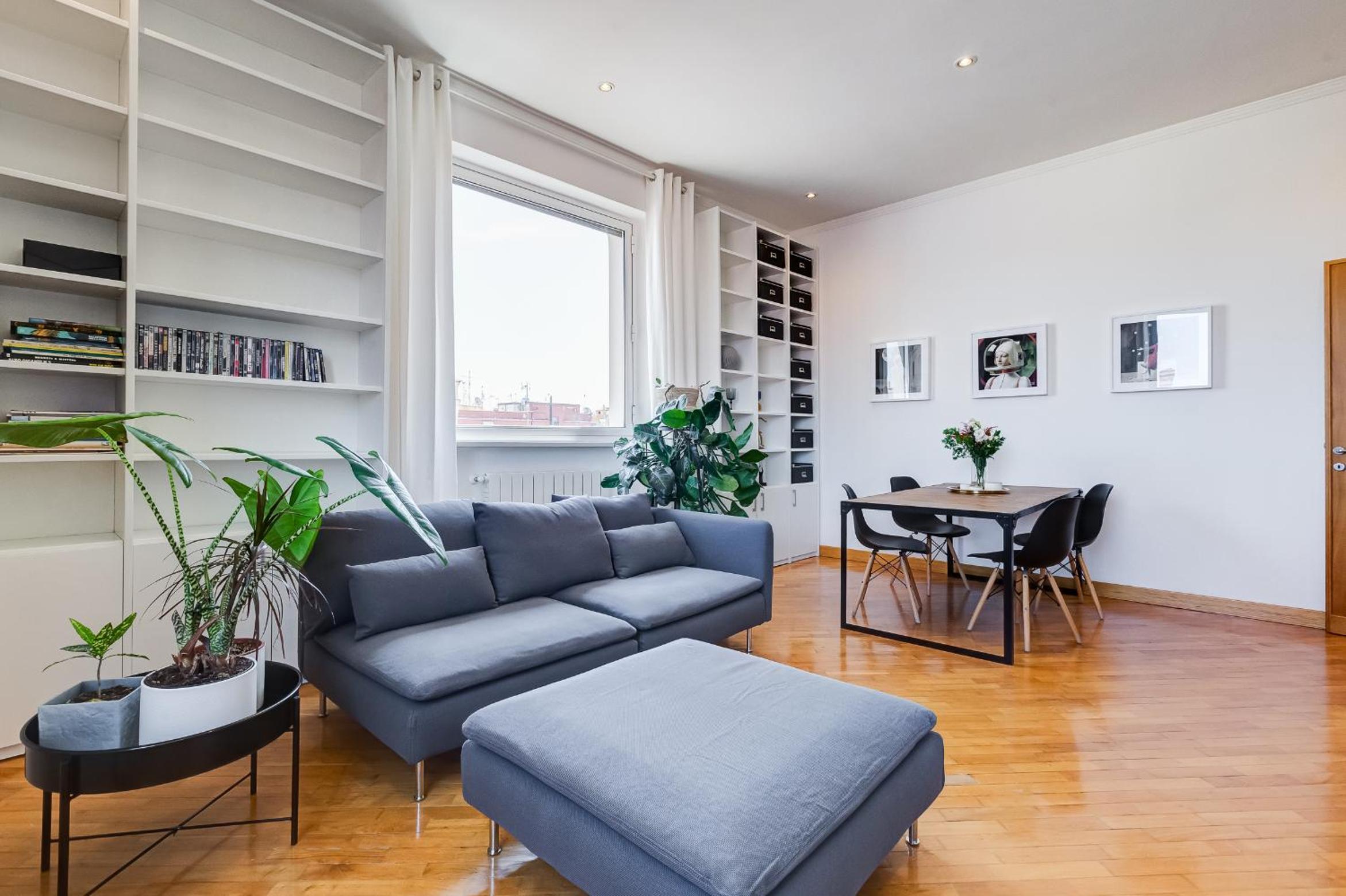 Romaviva Luxury Attic Apartment - San Giovanni in Laterano - Metro A C - Central Rome