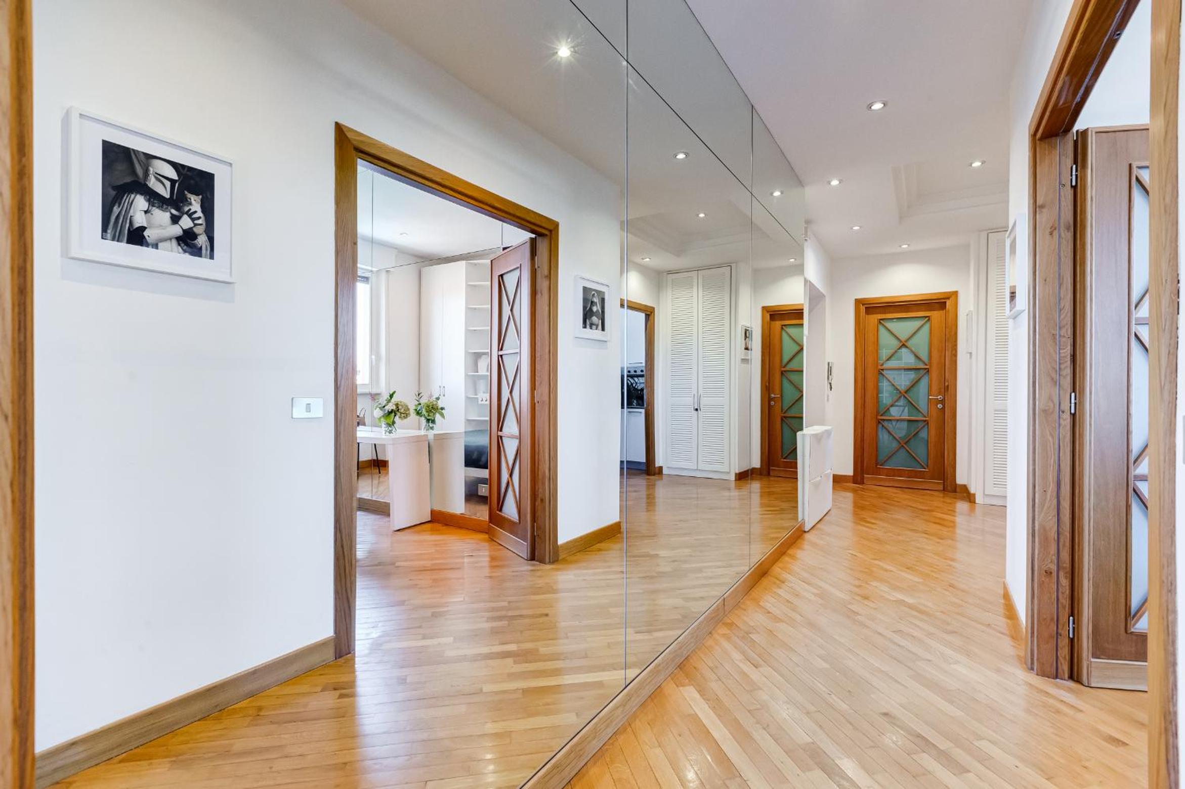 Romaviva Luxury Attic Apartment - San Giovanni in Laterano - Metro A C - Central Rome