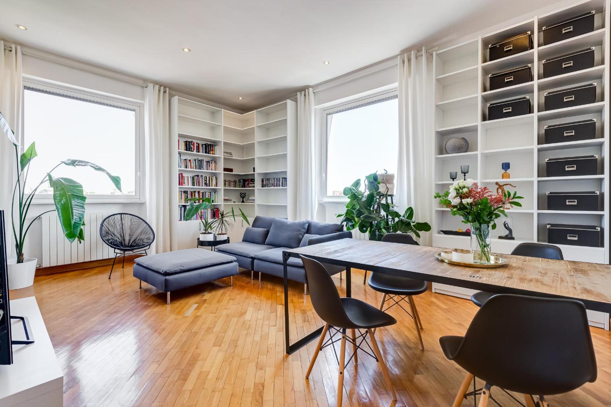 Romaviva Luxury Attic Apartment - San Giovanni in Laterano - Metro A C - Central Rome