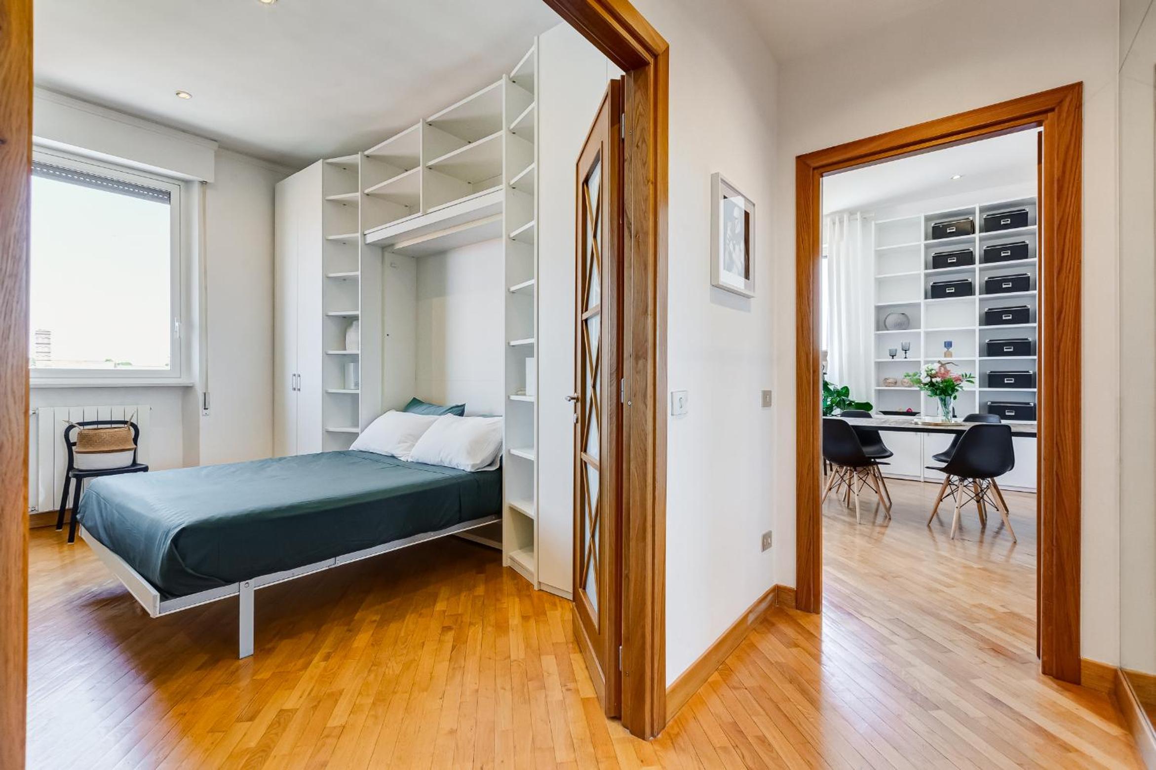 Romaviva Luxury Attic Apartment - San Giovanni in Laterano - Metro A C - Central Rome