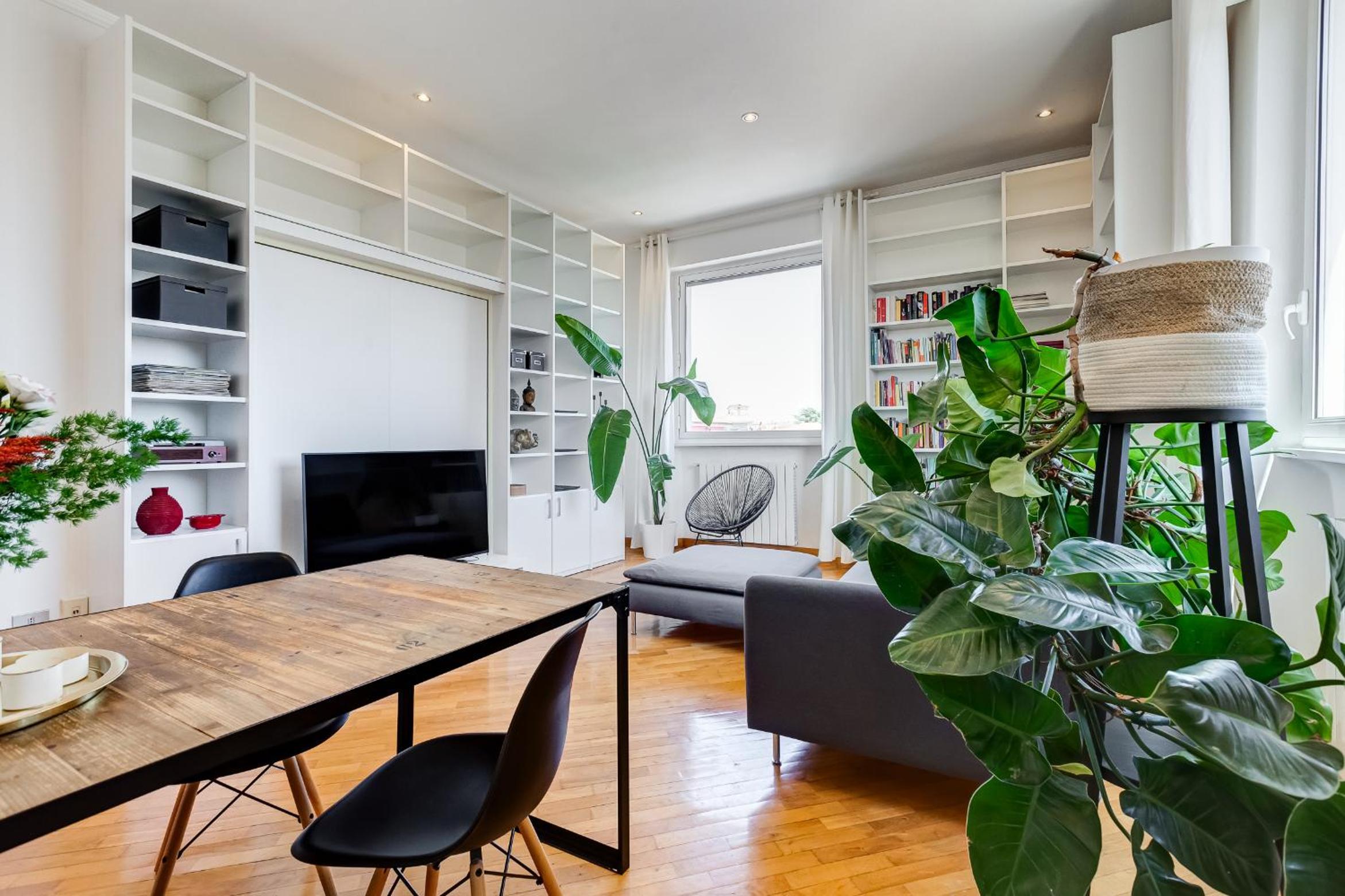 Romaviva Luxury Attic Apartment - San Giovanni in Laterano - Metro A C - Central Rome