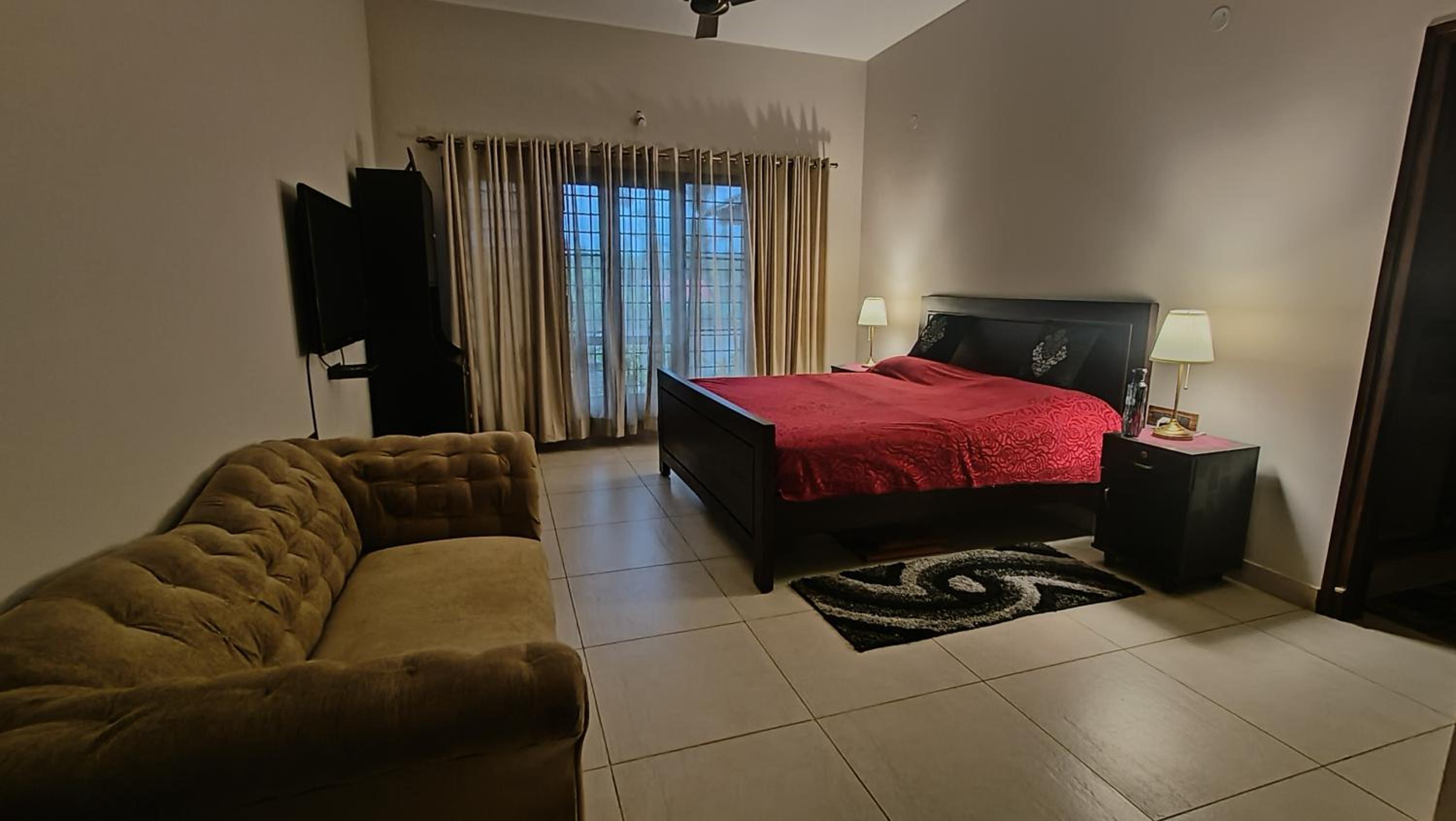 SaffronStays Coffeeshire