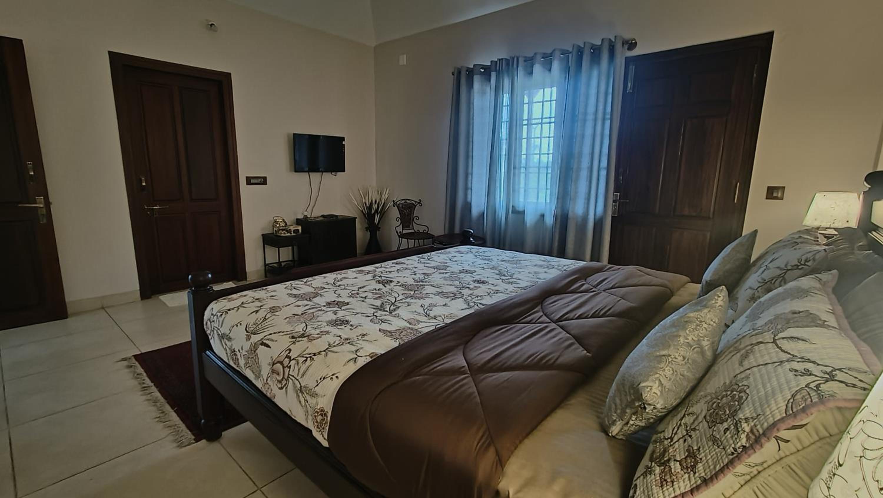 SaffronStays Coffeeshire
