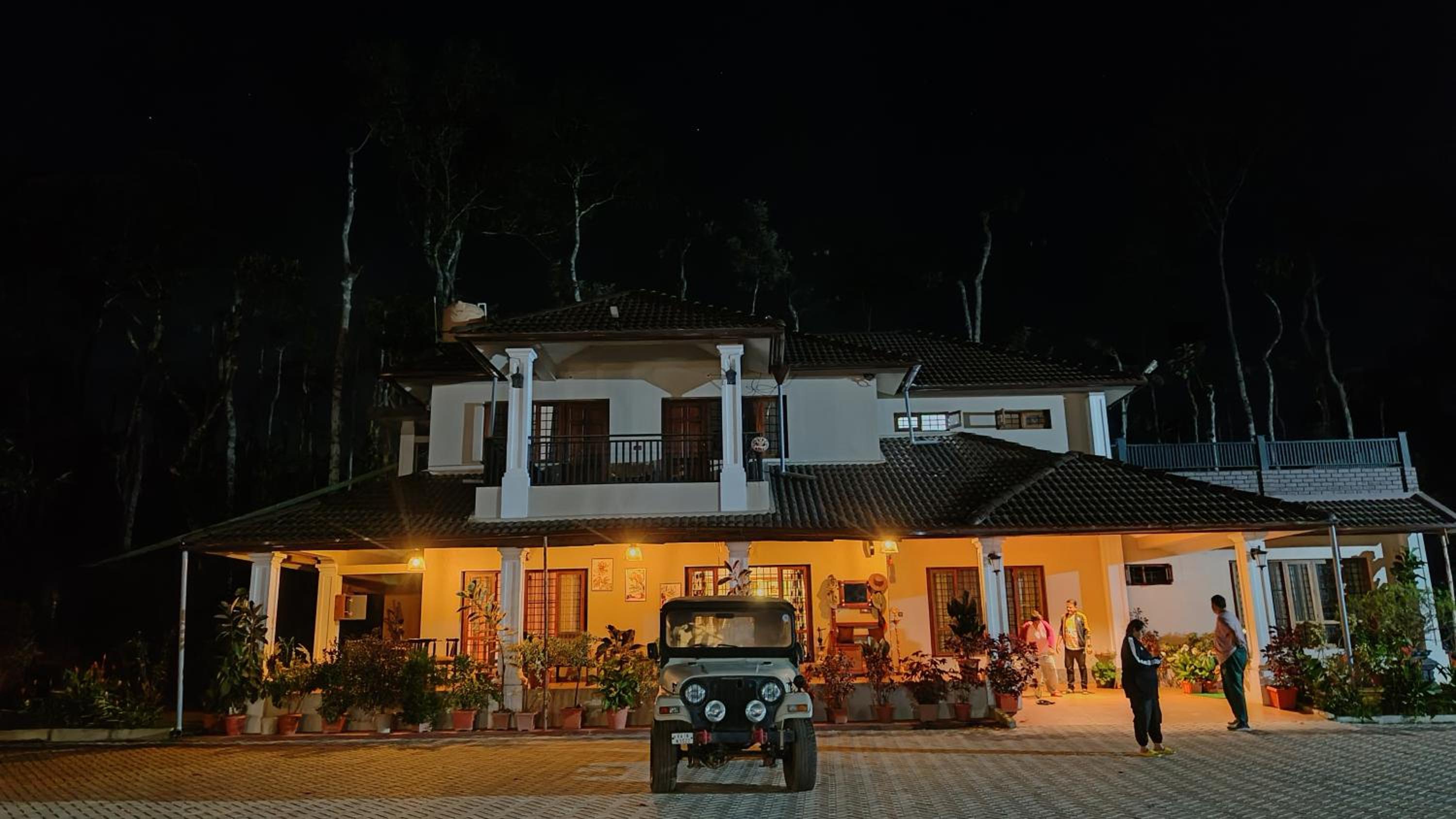 SaffronStays Coffeeshire