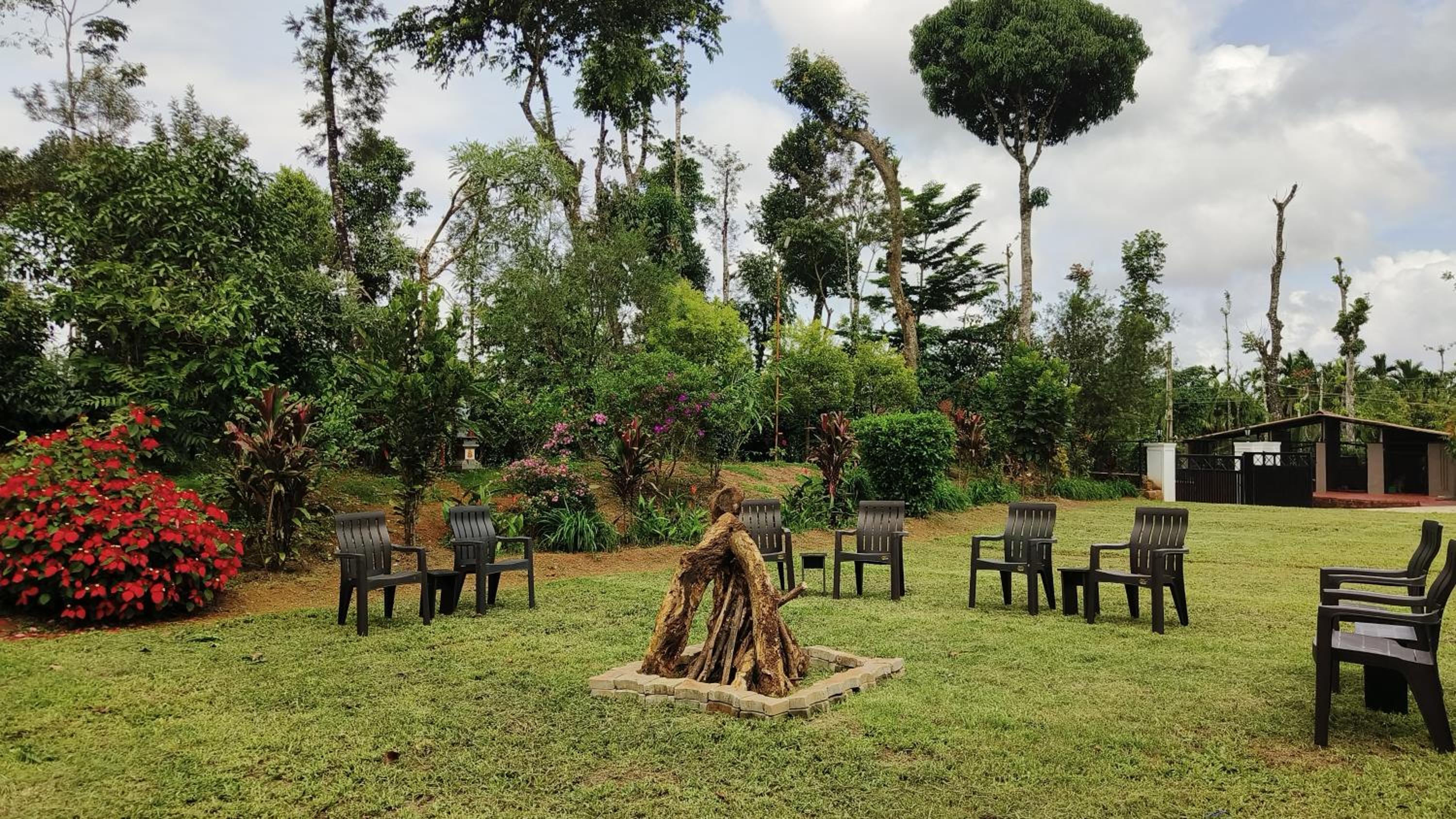 SaffronStays Coffeeshire