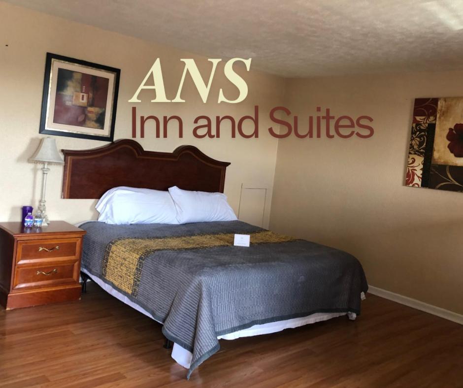 Winchester Vacations - ANS INN SUITES - Property Image 15